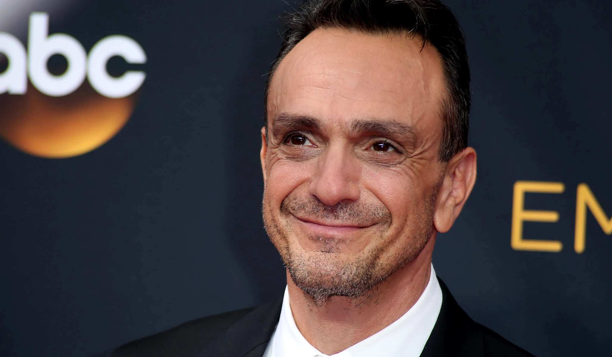 Hank Azaria movies, Apu controversy, No need to apologize, National Review, 2060x1200 HD Desktop