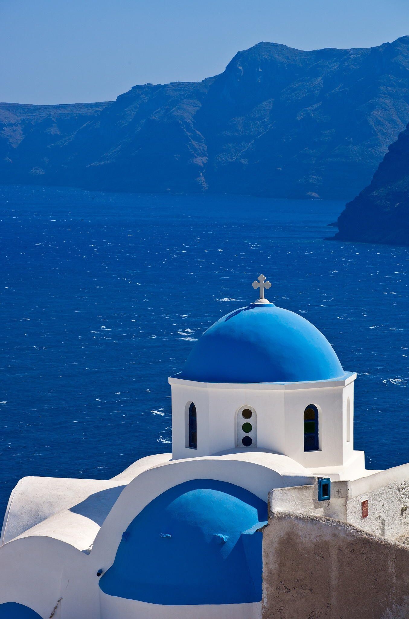 Blue Domes of Oia, Santorini beauty, Greek charm, Captivating architecture, 1360x2050 HD Handy