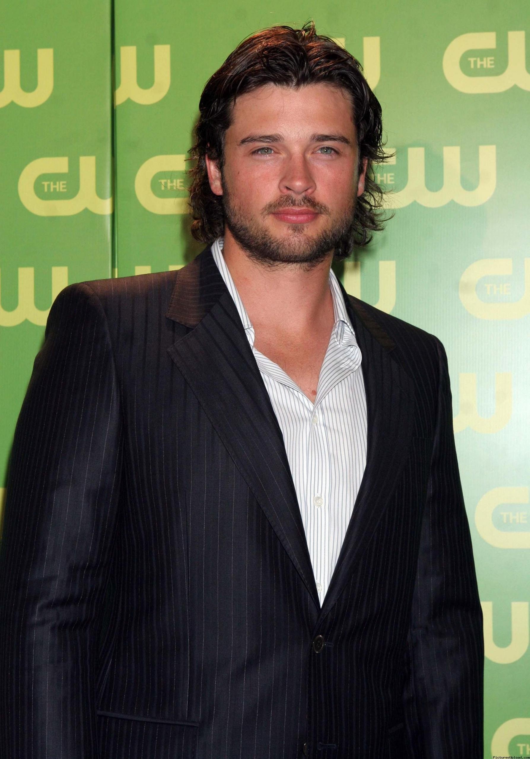 Tom Welling movies, Smallville star, Action thriller, Deep Six, 1790x2560 HD Phone