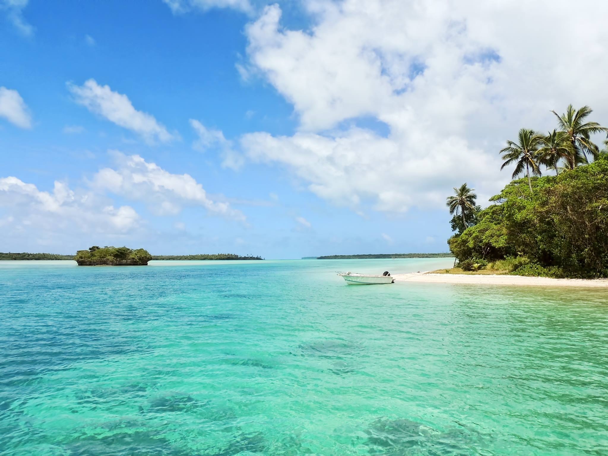 New Caledonia, Romantic destination, Pacific ocean, Travels, 2050x1540 HD Desktop