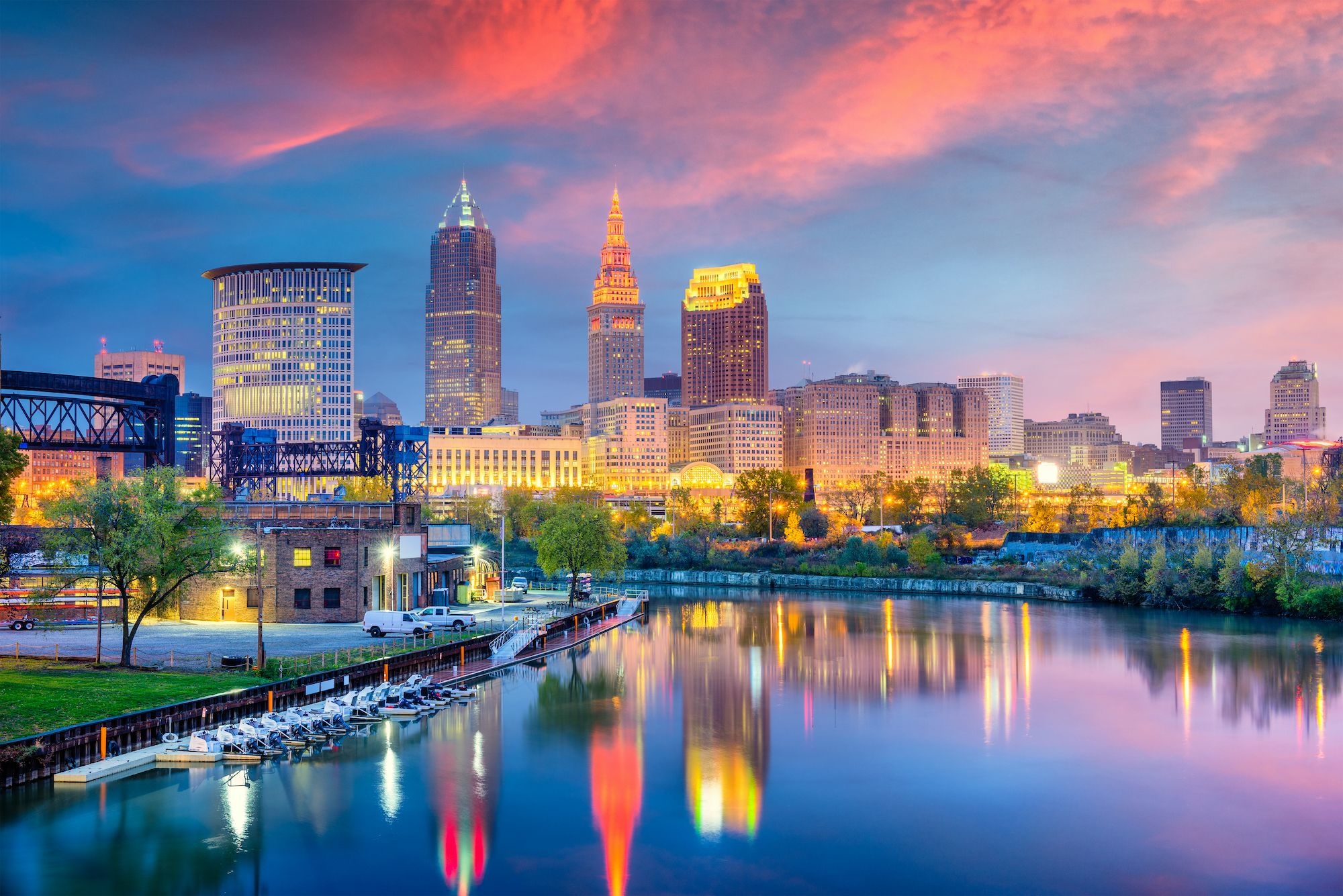 Cleveland Skyline, Folds of Honor, Northern Ohio, Supporting veterans, 2000x1340 HD Desktop