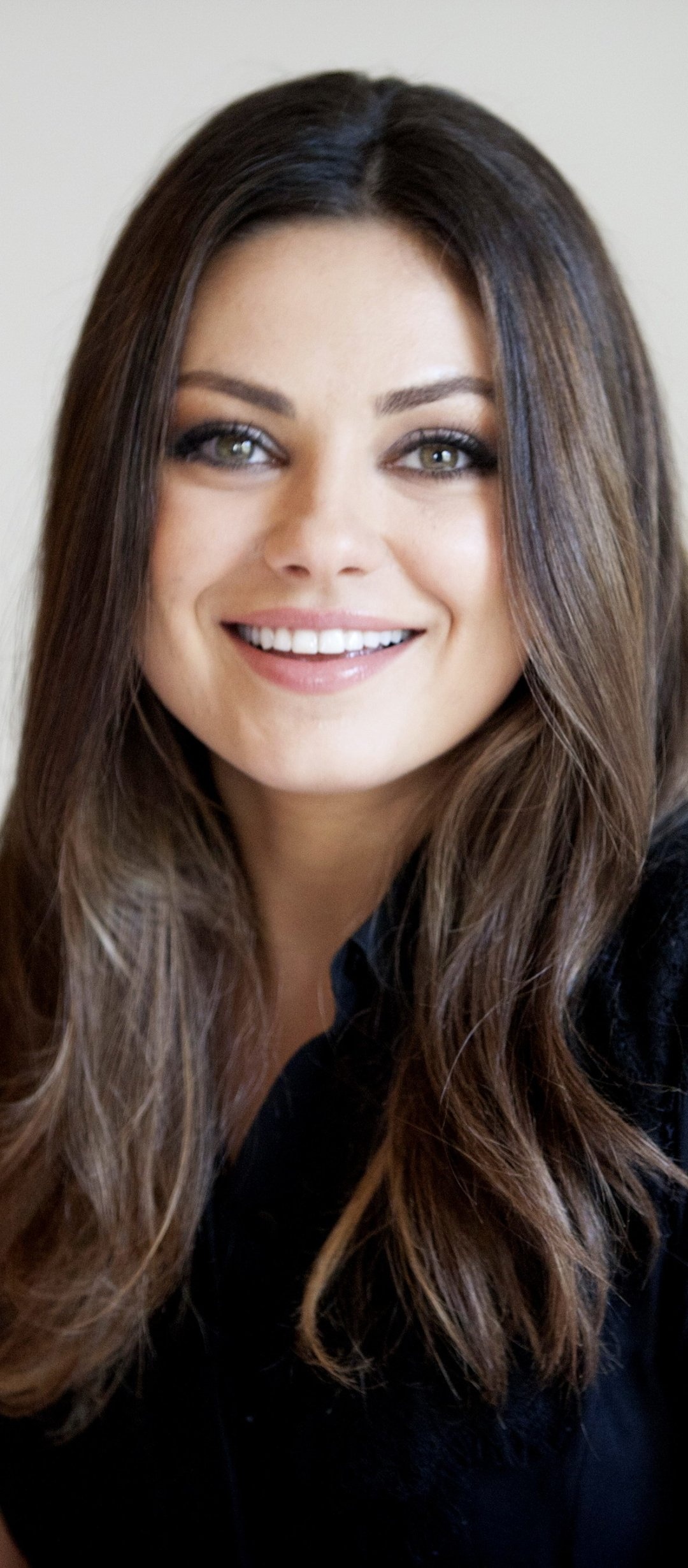 Mila Kunis movies, Celebrity spotlight, Hollywood beauty, Red carpet, 1080x2460 HD Handy