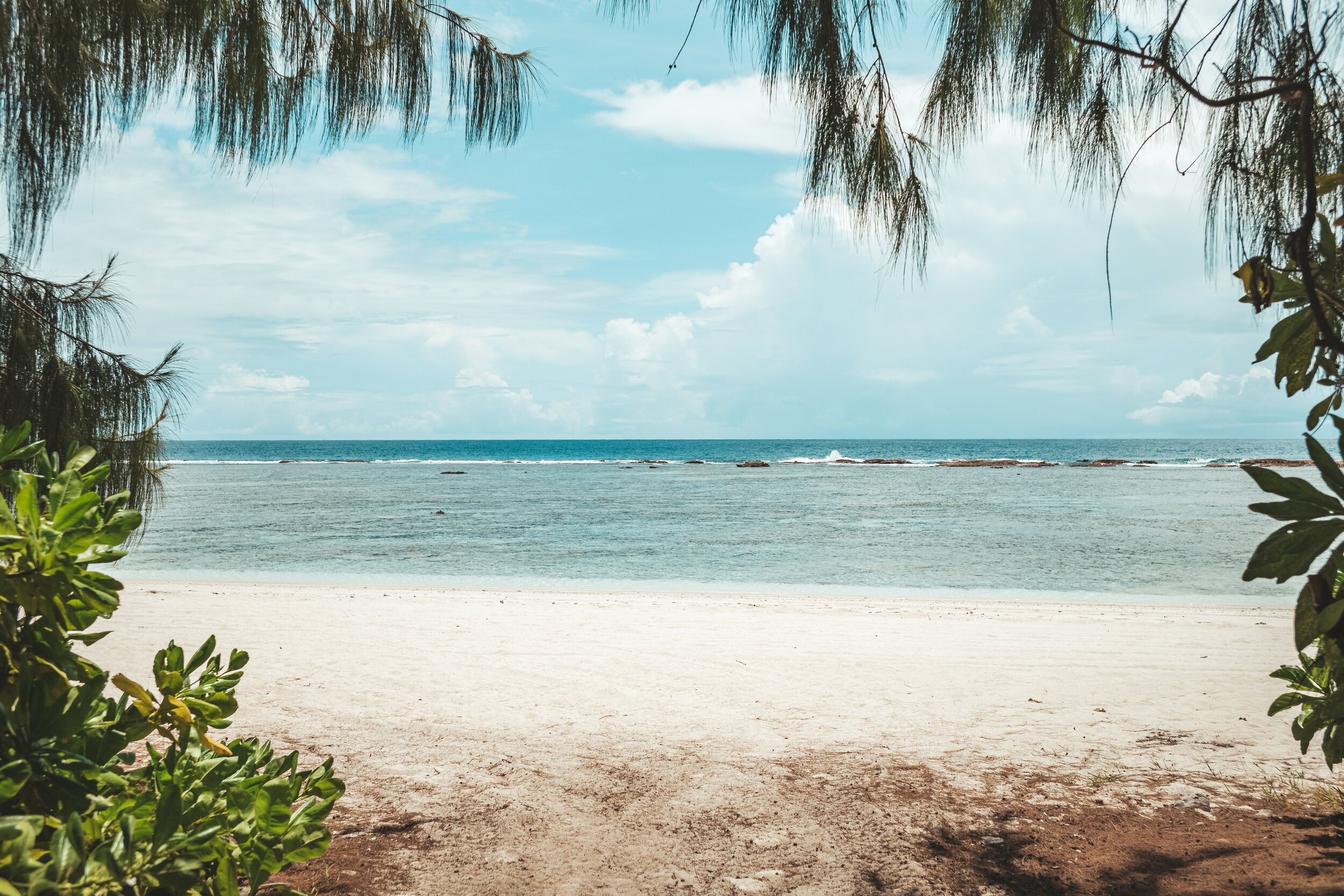 Guam Beaches, Tropical getaways, Cocktails, Chamorro cultural sights, 2500x1670 HD Desktop