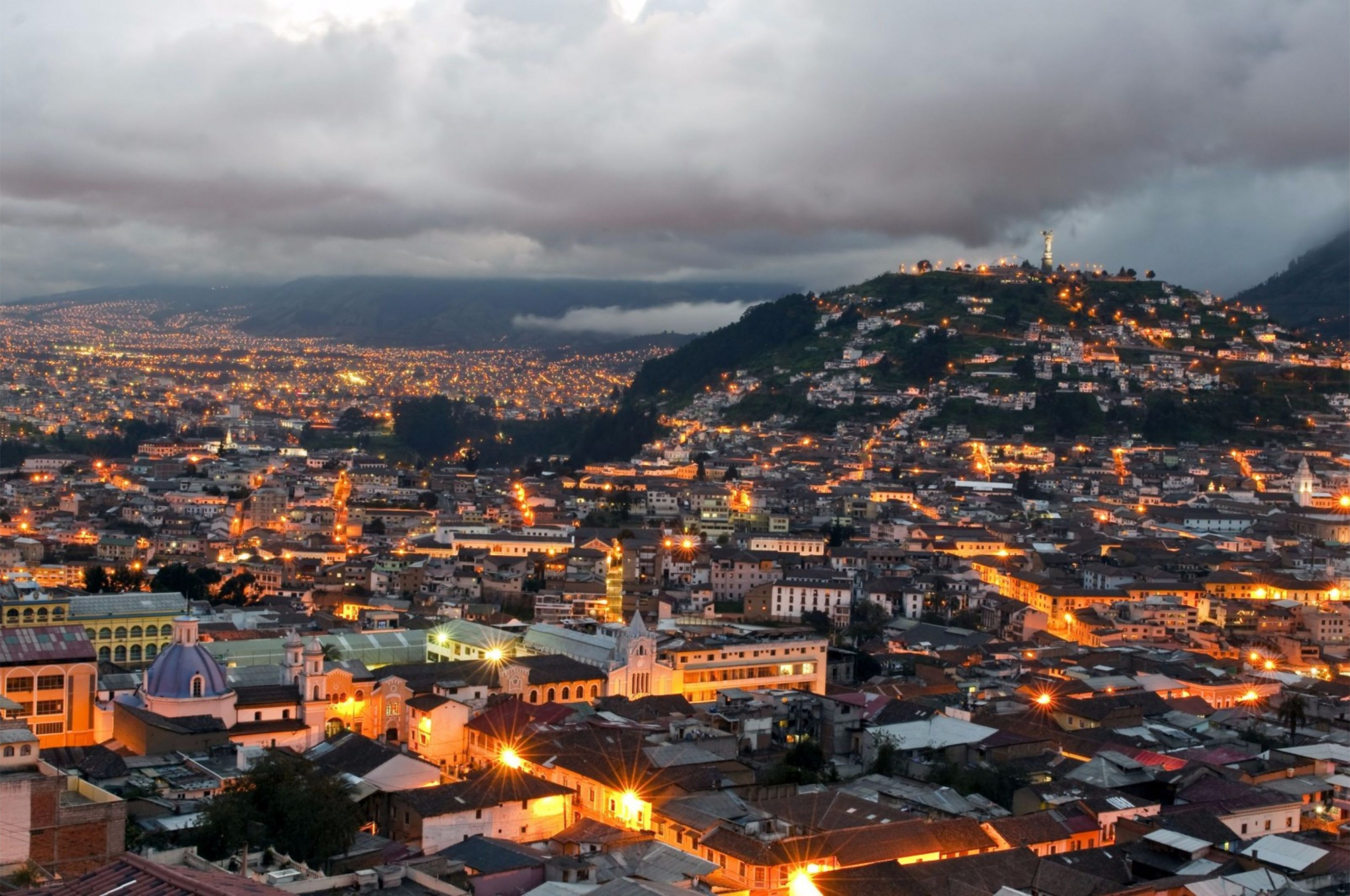 Quito Ecuador, 4K wallpapers, Colorful wallpapers, Wallpaper Ecuador, 2560x1700 HD Desktop