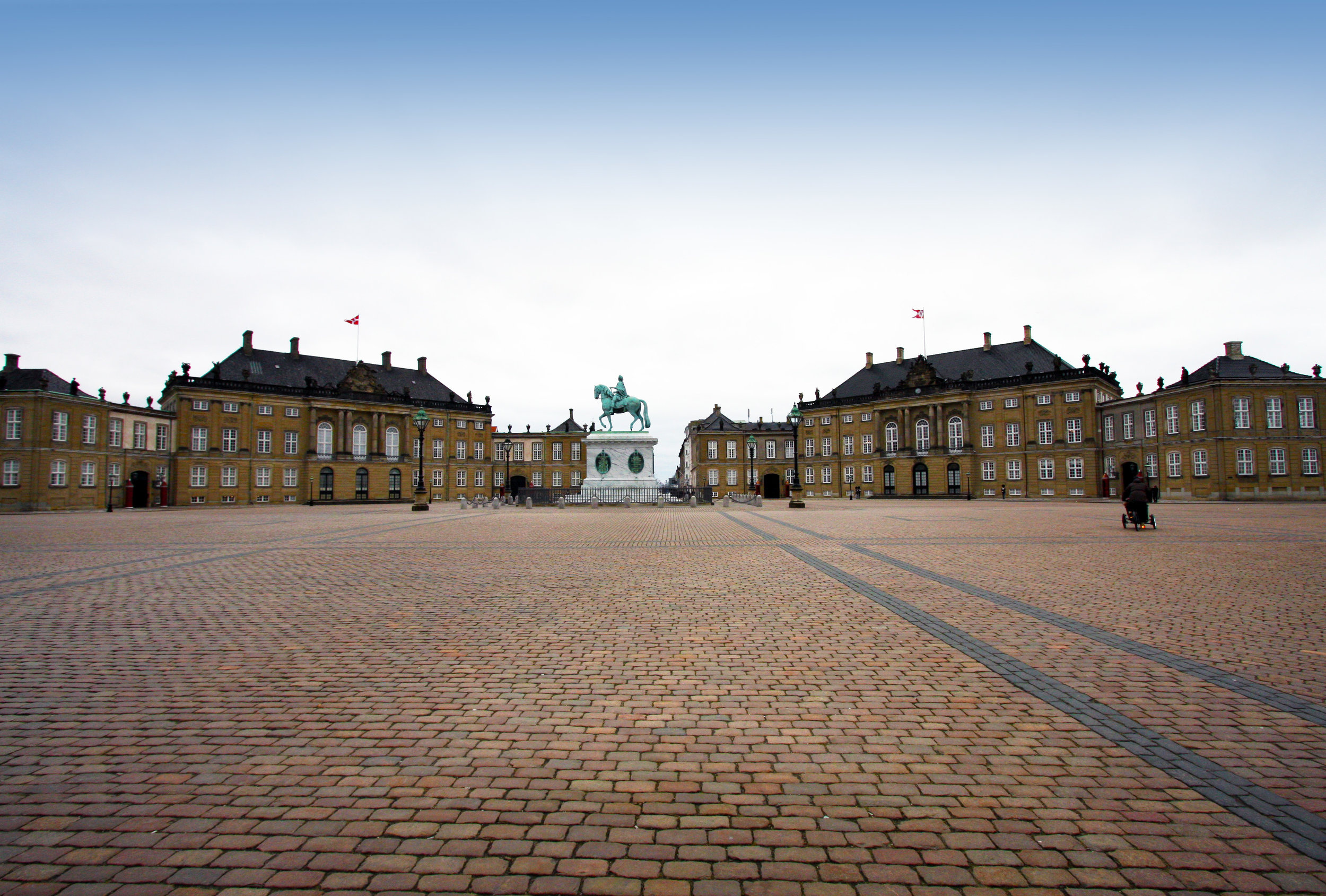 Amalienborg Palace, Copenhagen, Travel Experience, Danish Adventure, 2500x1690 HD Desktop