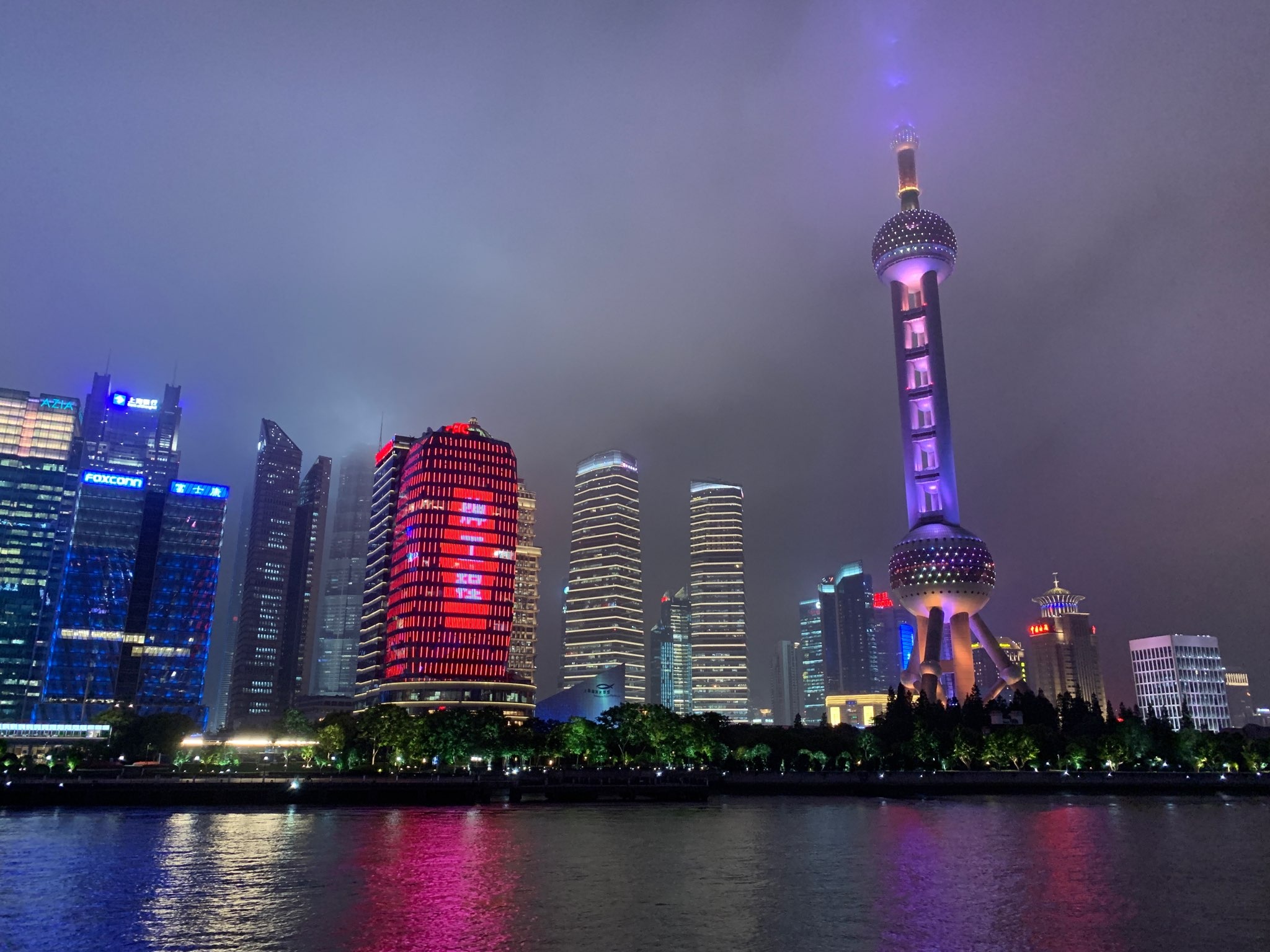 Boat tour, Huangpu river, Shanghai, Canoe, 2050x1540 HD Desktop