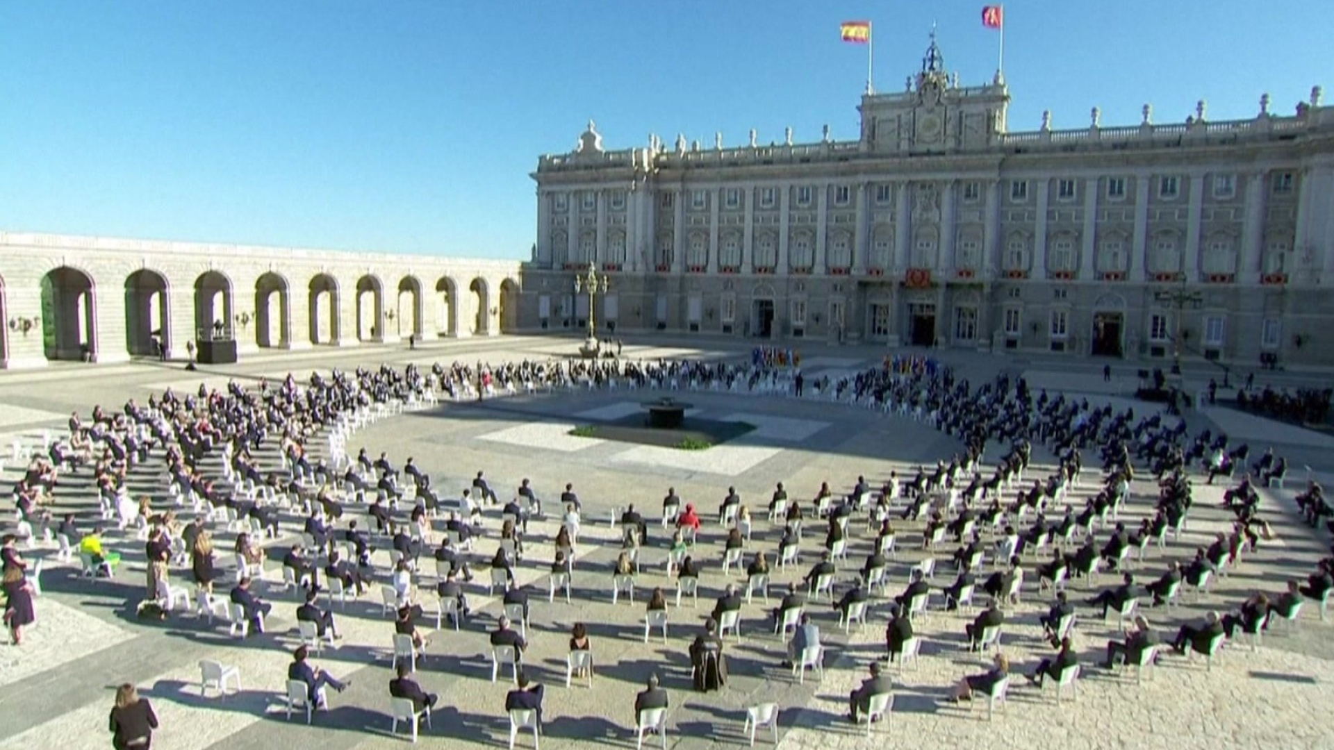 Spanischer König führt Gedenkfeier im Madrider Palast, 1920x1080 Full HD Desktop
