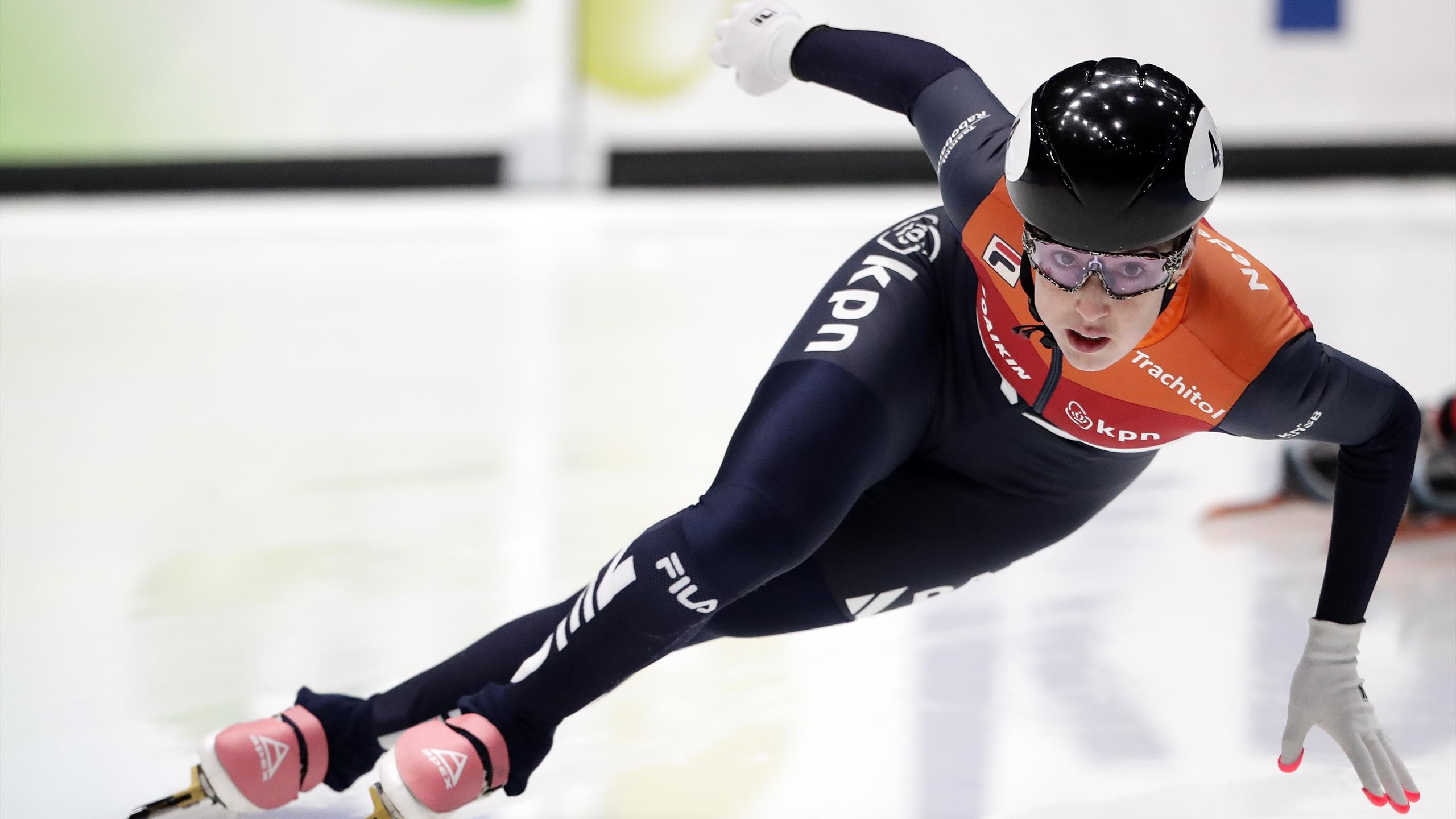 Speed Skating: World champion, Lara van Ruijven, A Dutch short track speed skater, 3000 meters relay team. 2560x1440 HD Wallpaper.