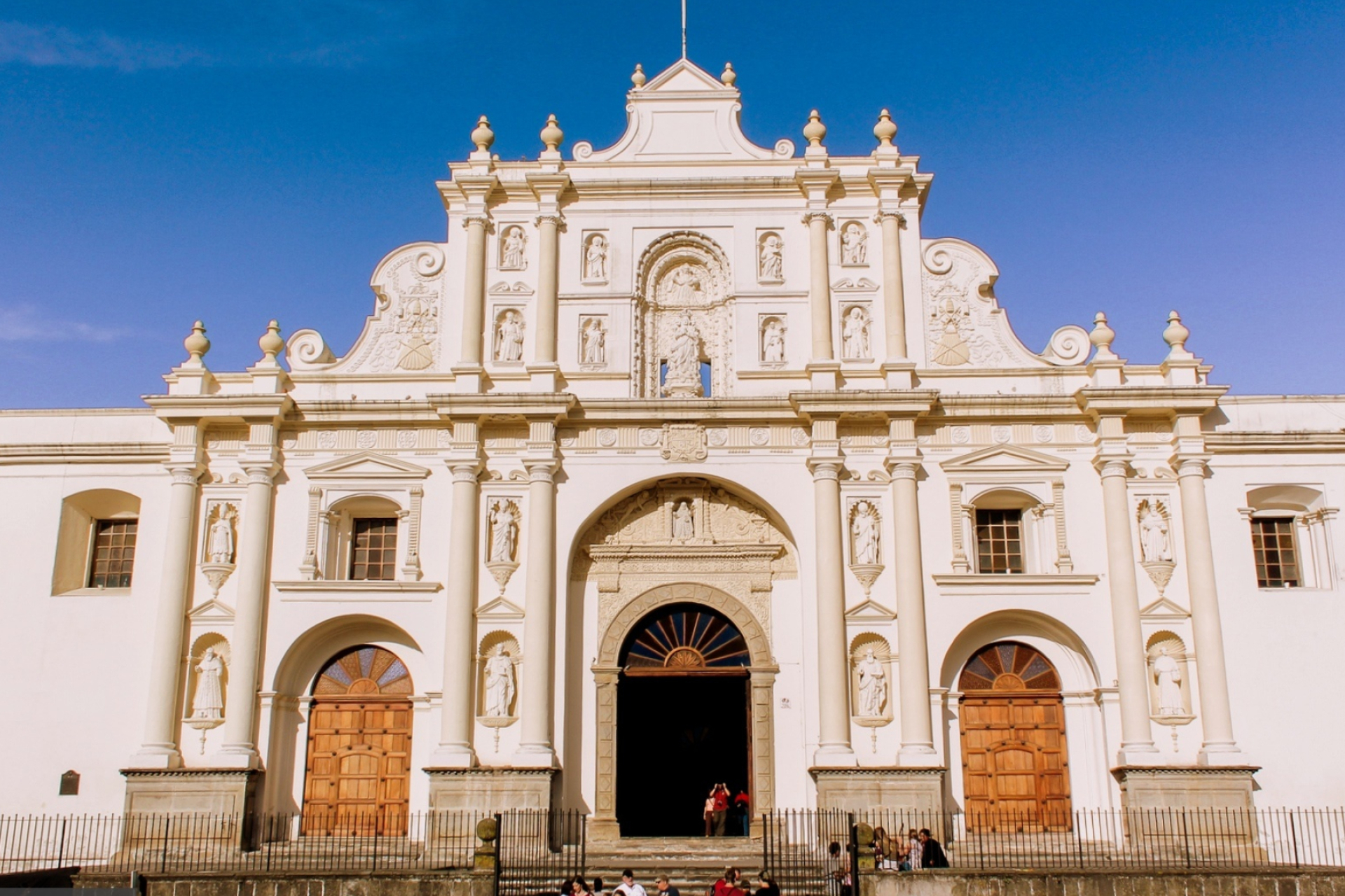 Guatemala City cathedral, Antigua Guatemala charm, San Jose guide, Visitor experience, 1920x1280 HD Desktop