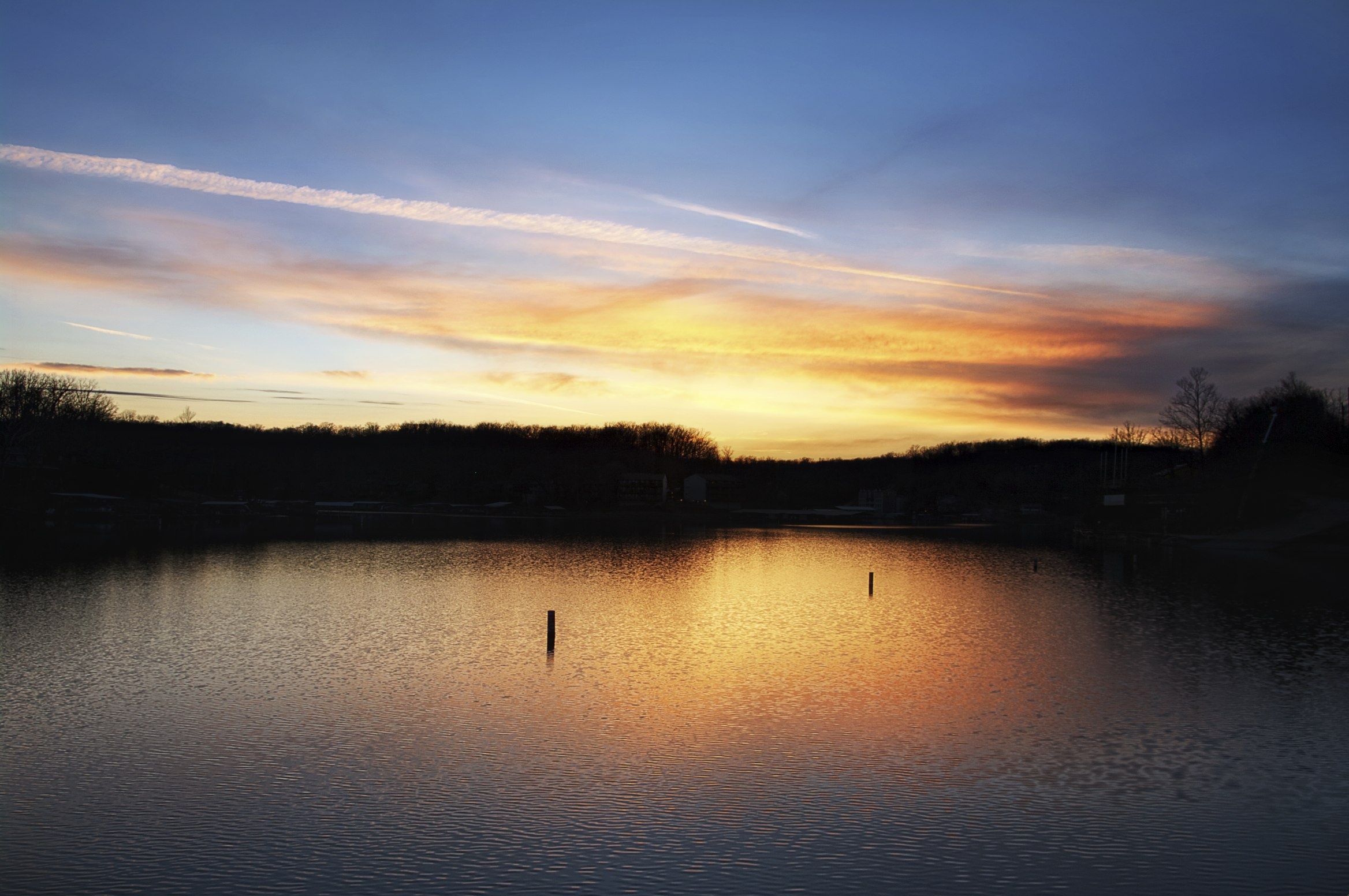 Magical Missouri lakes, Scenic beauty, Summer getaways, Nature's wonders, 2340x1560 HD Desktop