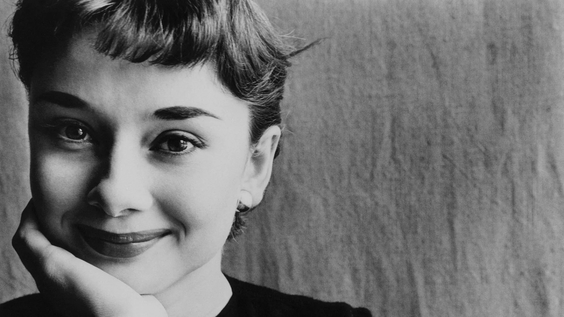 Audrey Hepburn, Modern feminism, Iconic actress, Cultural influence, 1920x1080 Full HD Desktop