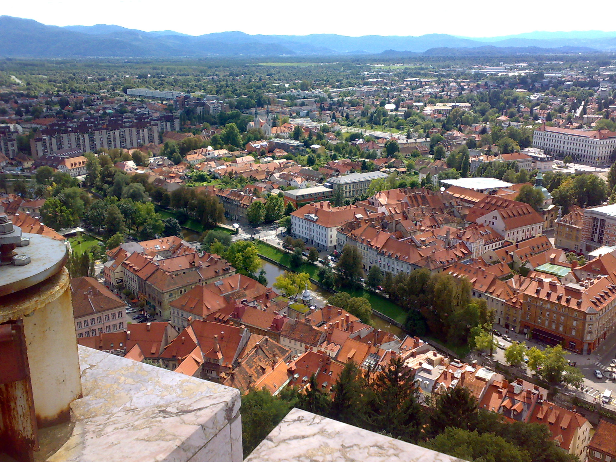 Ljubljana, Trnovo district, Wikipedia, 2050x1540 HD Desktop