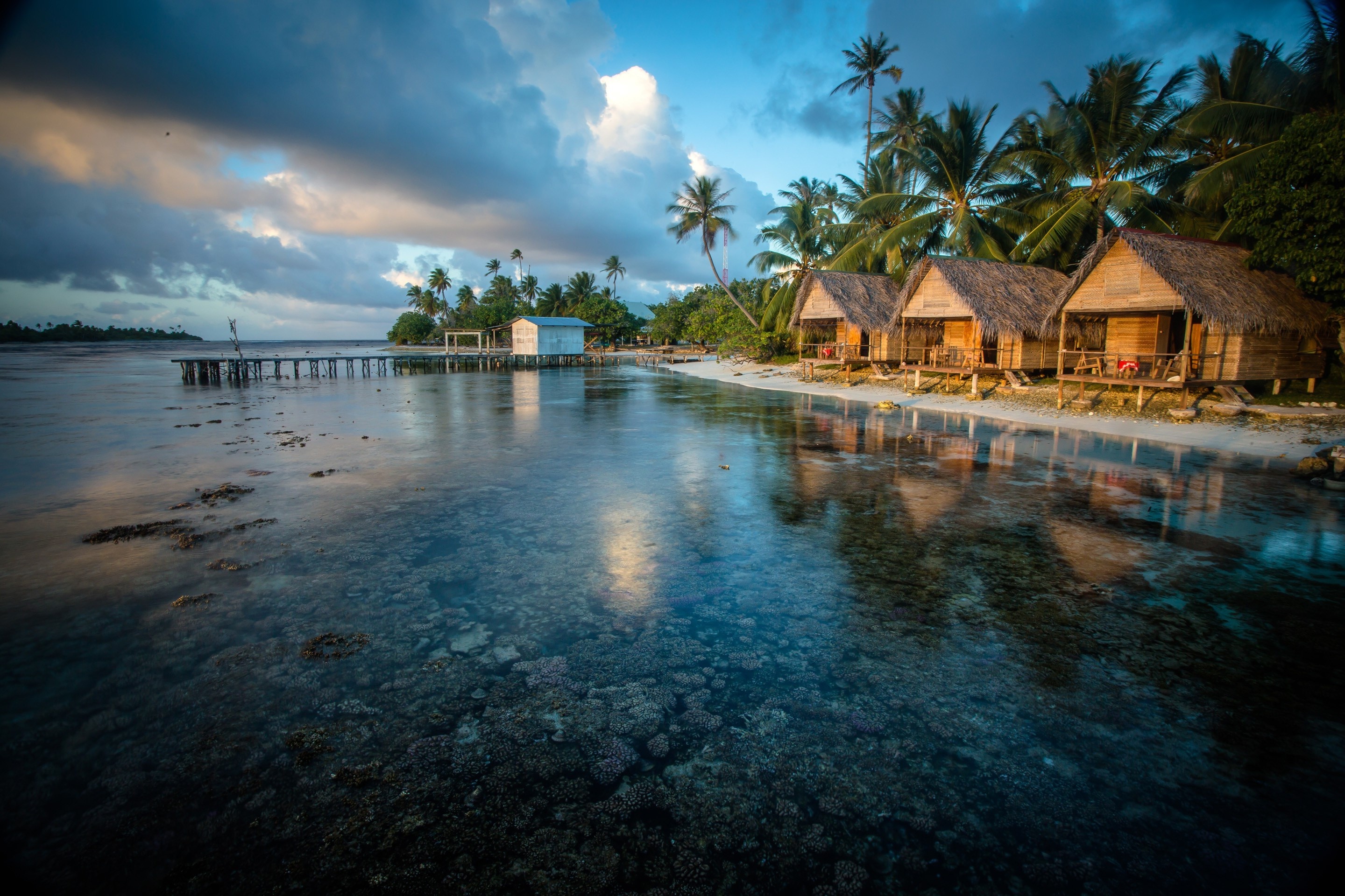 Coral Sea, Nature landscape, Beach wallpapers, 2880x1920 HD Desktop