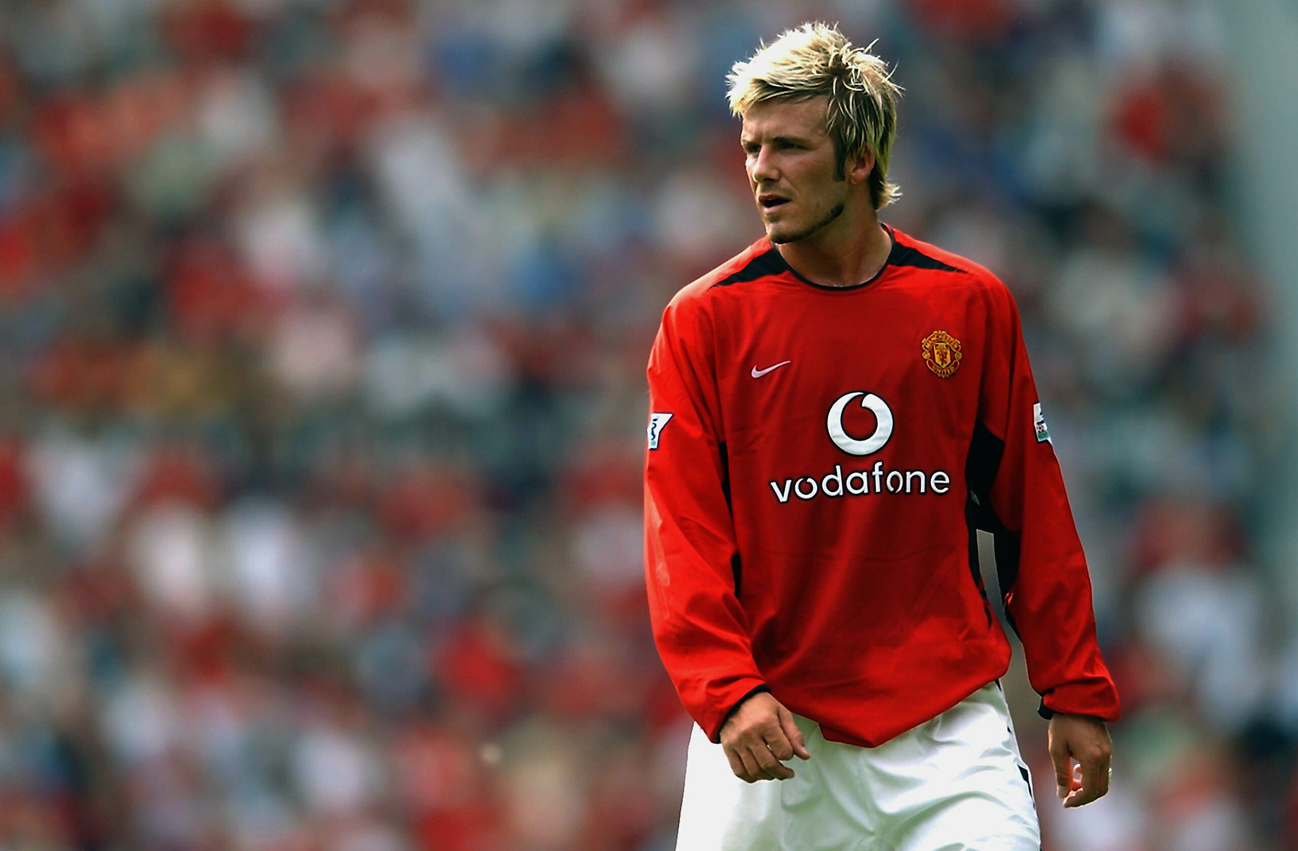 David Beckham: Made 115 England national football team career appearances in total. 2560x1680 HD Wallpaper.