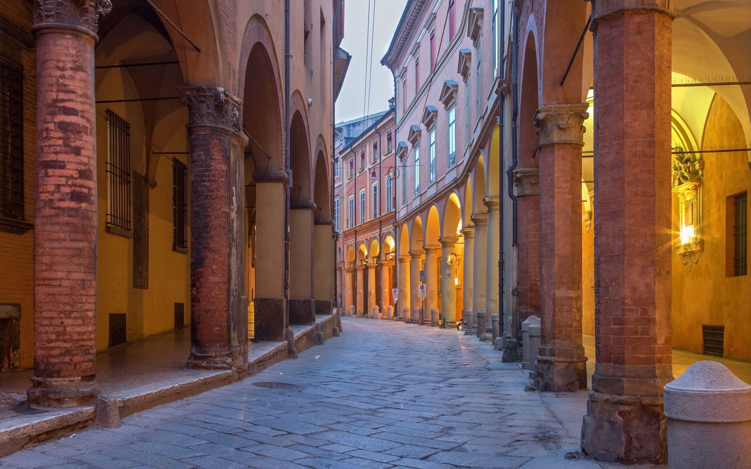 Must-see attractions, Bologna travel, Sightseeing guide, Cultural highlights, 2560x1600 HD Desktop