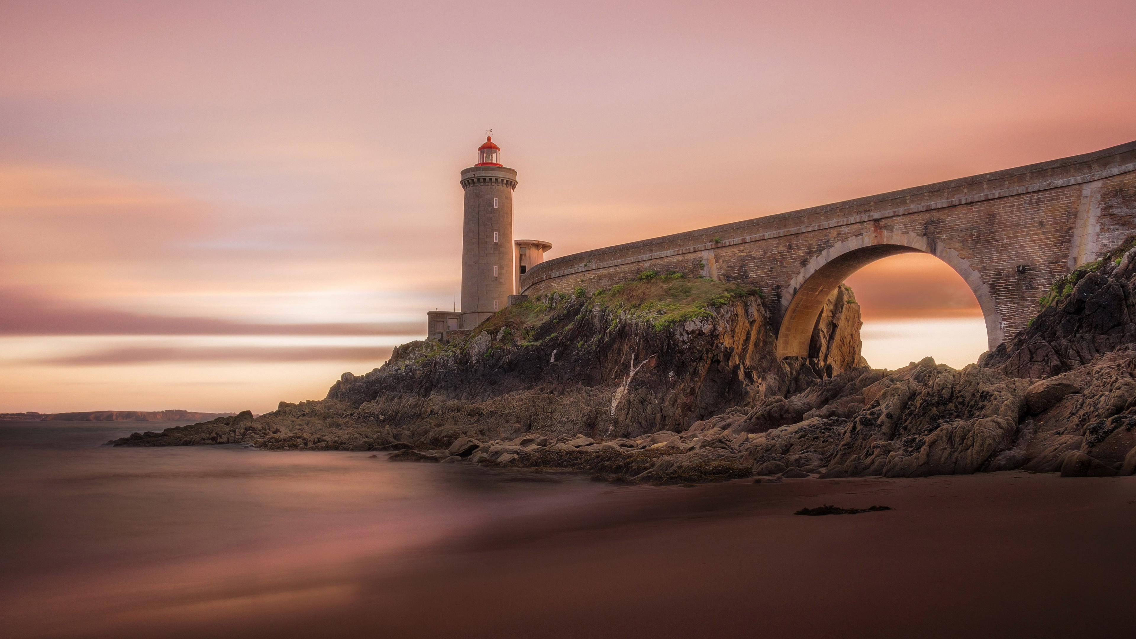 Lighthouse, Bridge building, 4K wallpaper, Captivating view, 3840x2160 4K Desktop