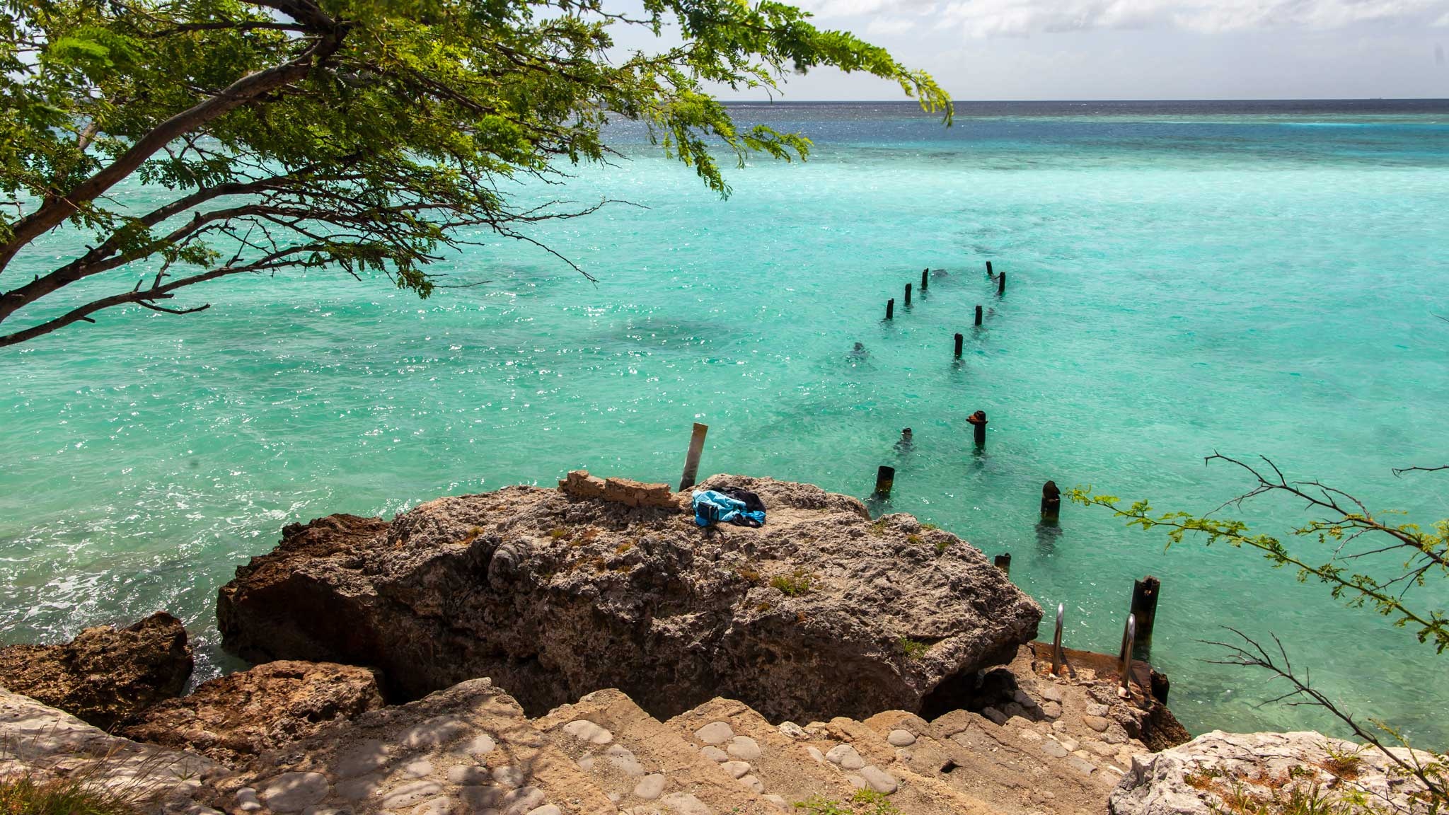 Aruba Island, Happy island escape, Unwind in paradise, Tropical haven, 2050x1160 HD Desktop