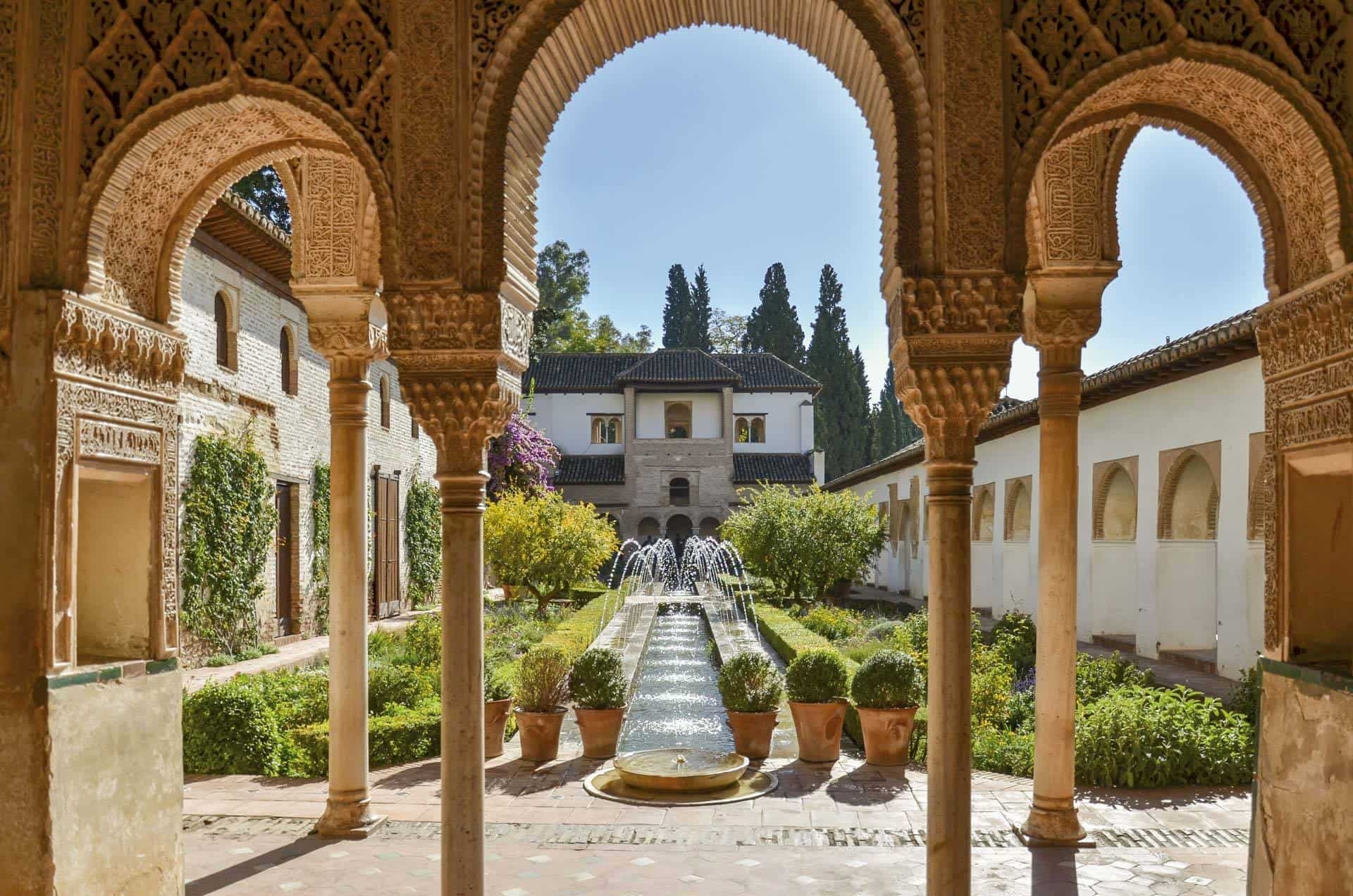 Alhambra Palace, Serene gardens, Guided tours, Nazari Tours experience, 1920x1280 HD Desktop