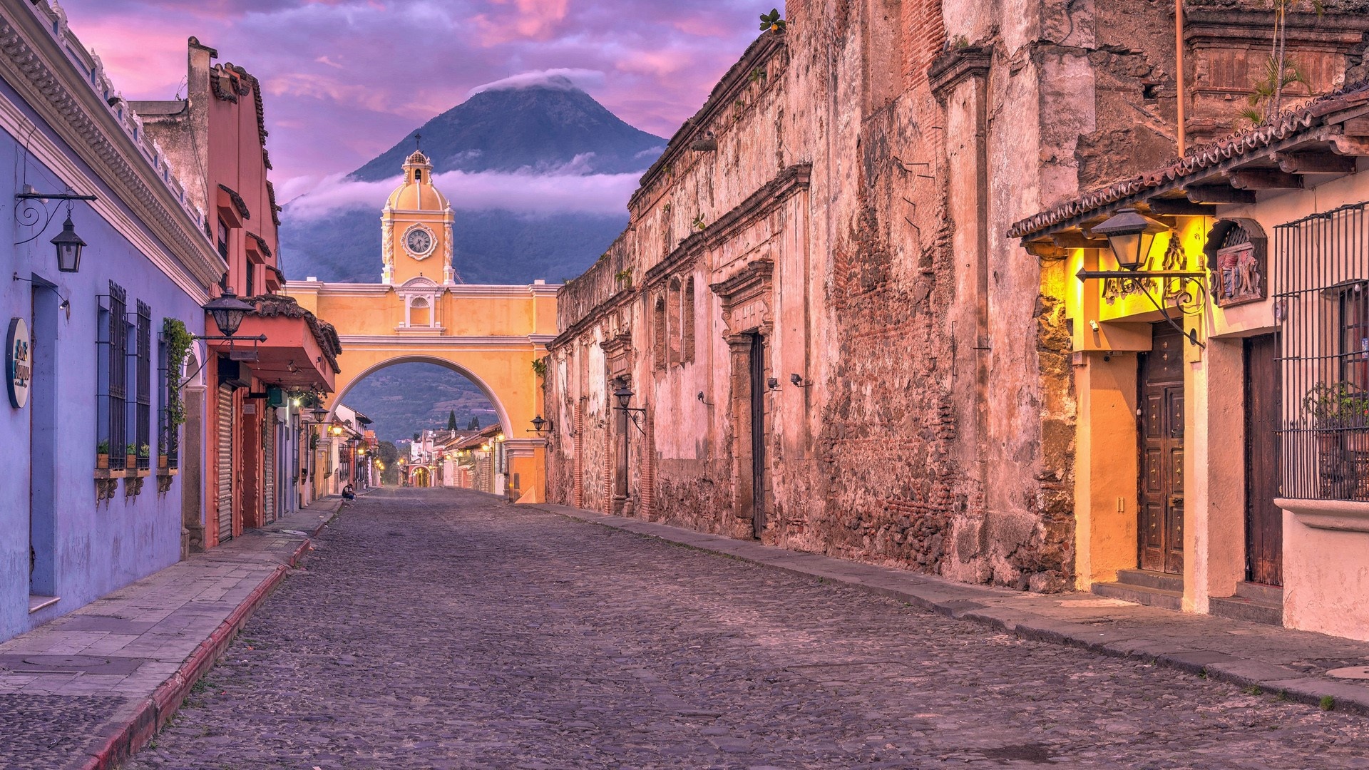 Guatemala City, Antigua wallpaper, Arch street view, Vibrant colors, 1920x1080 Full HD Desktop