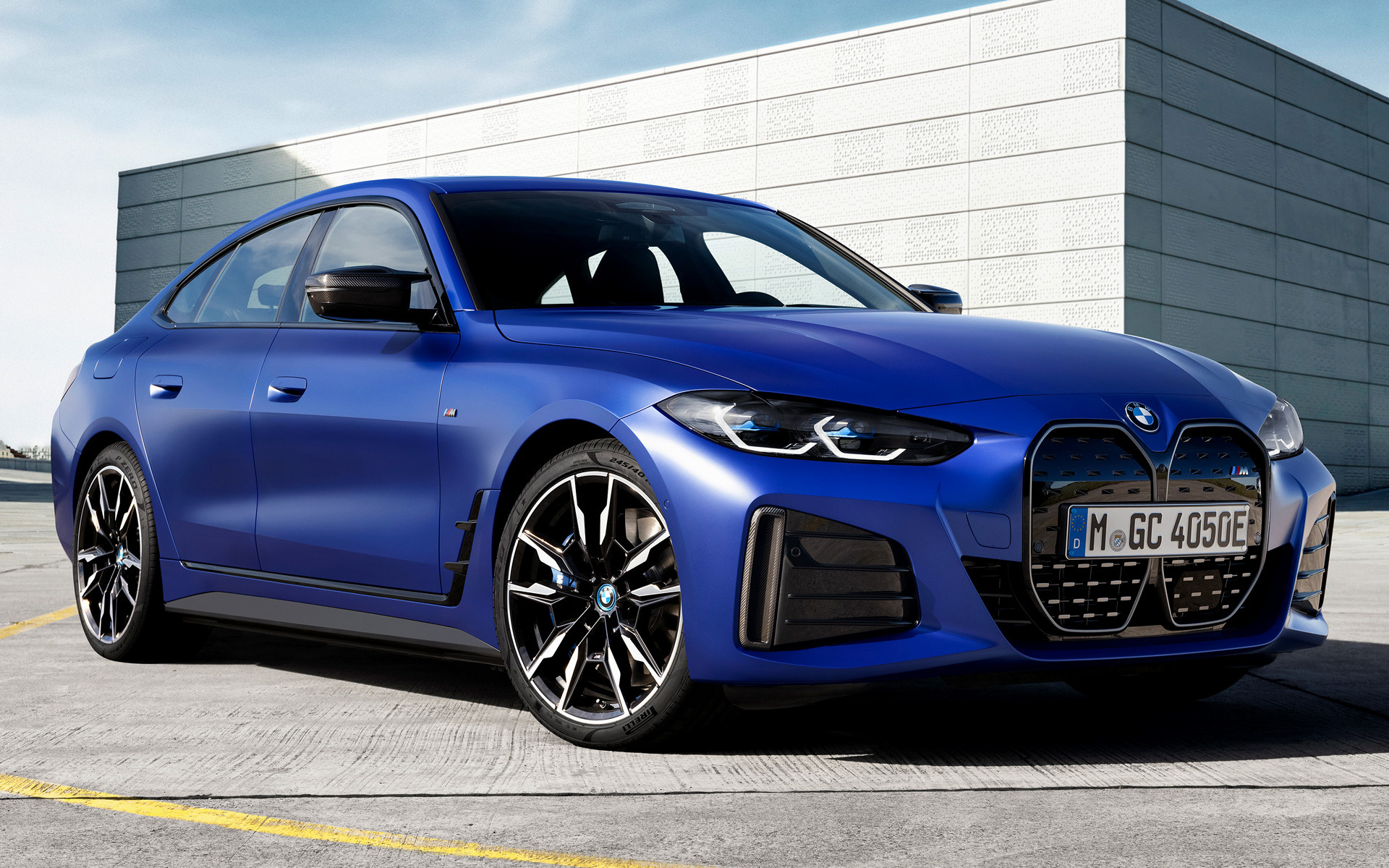 BMW i4, Electric luxury car, Futuristic design, Cutting-edge technology, 1920x1200 HD Desktop