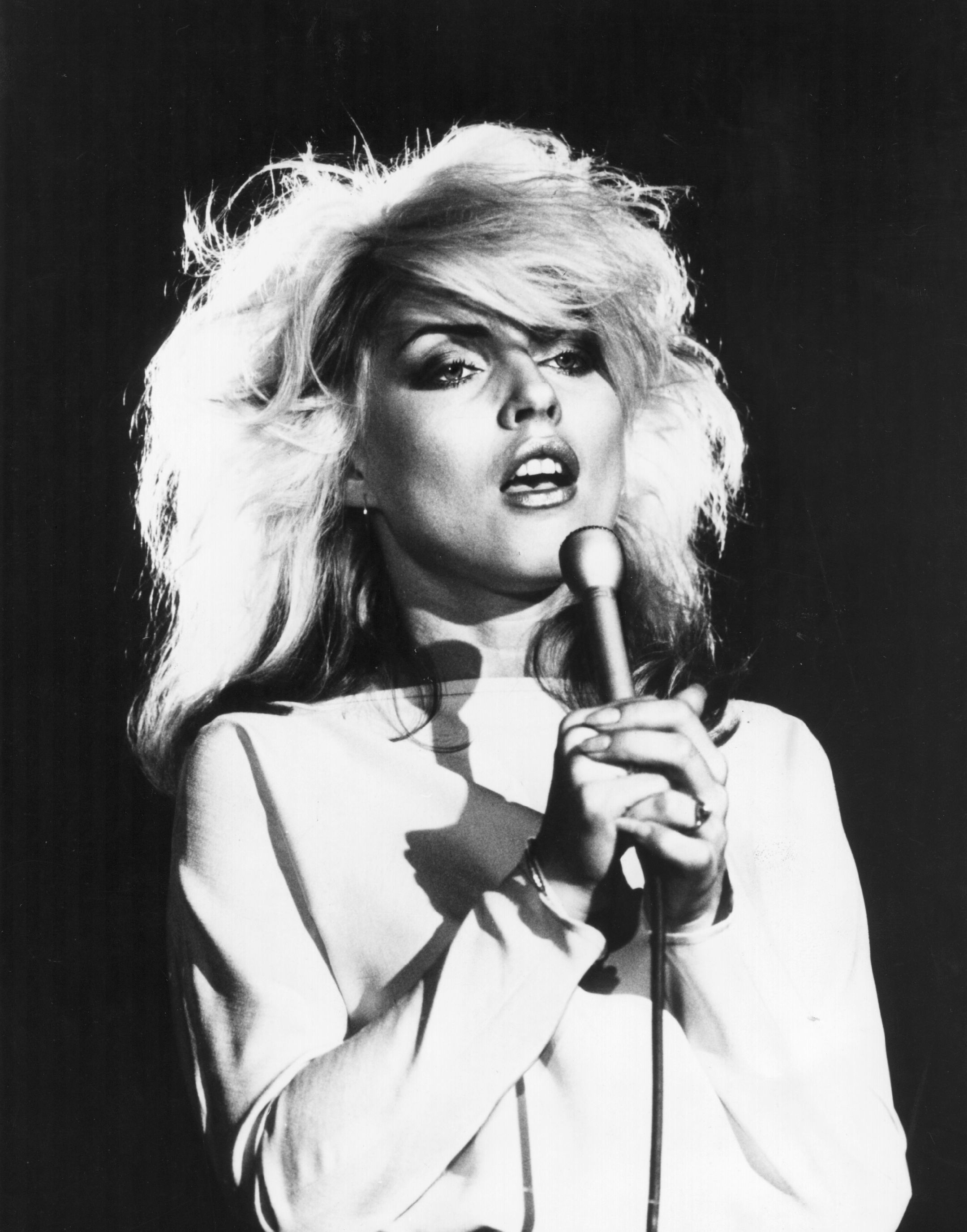 Blondie band, Debbie Harry style, Music icons, Beauty looks, 2160x2750 HD Handy