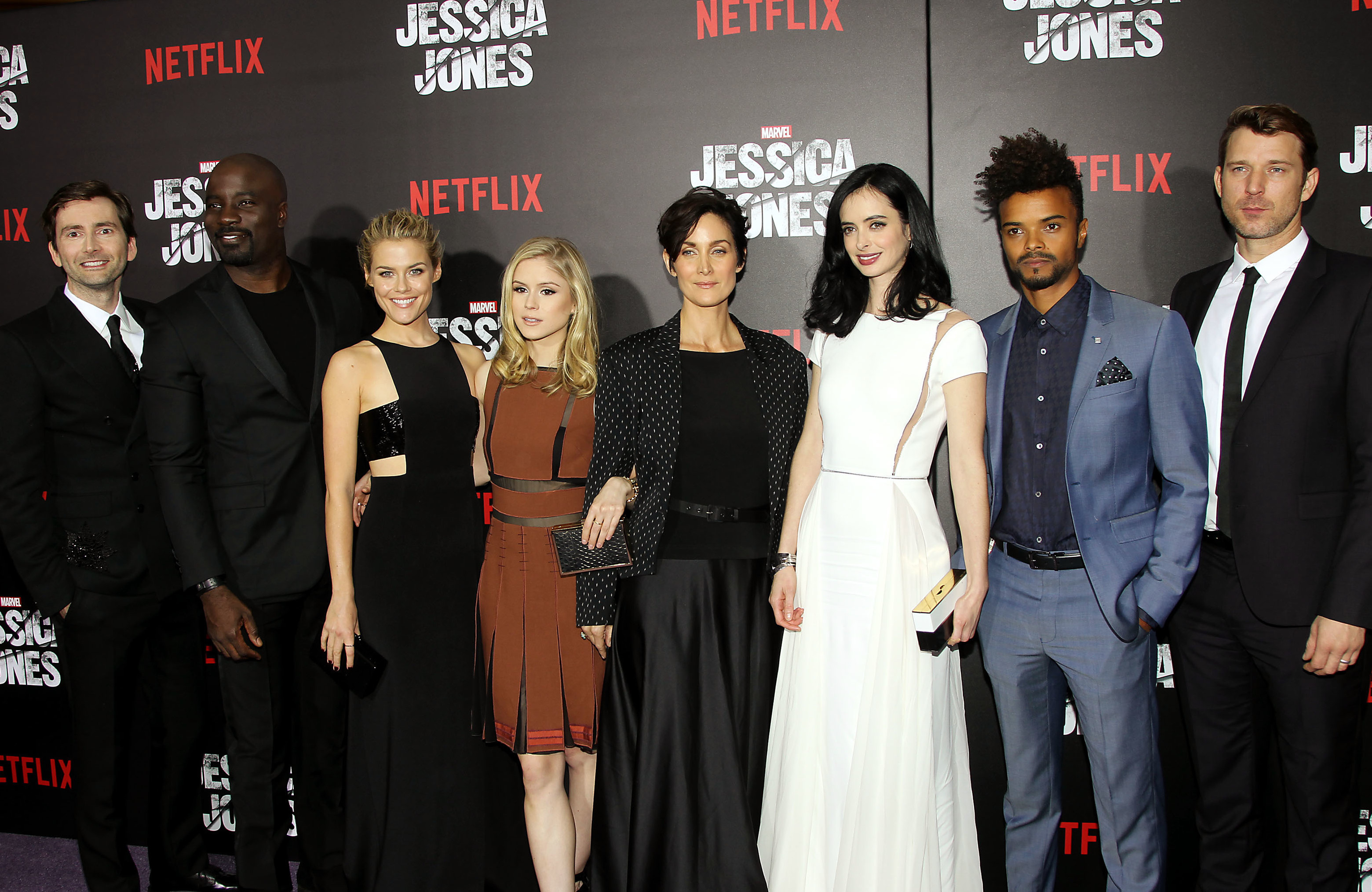 Erin Moriarty: Jessica Jones Cast, Krysten Ritter, Mike Colter, Rachael Taylor, Carrie-Anne Moss, David Tennant. 3120x2030 HD Background.