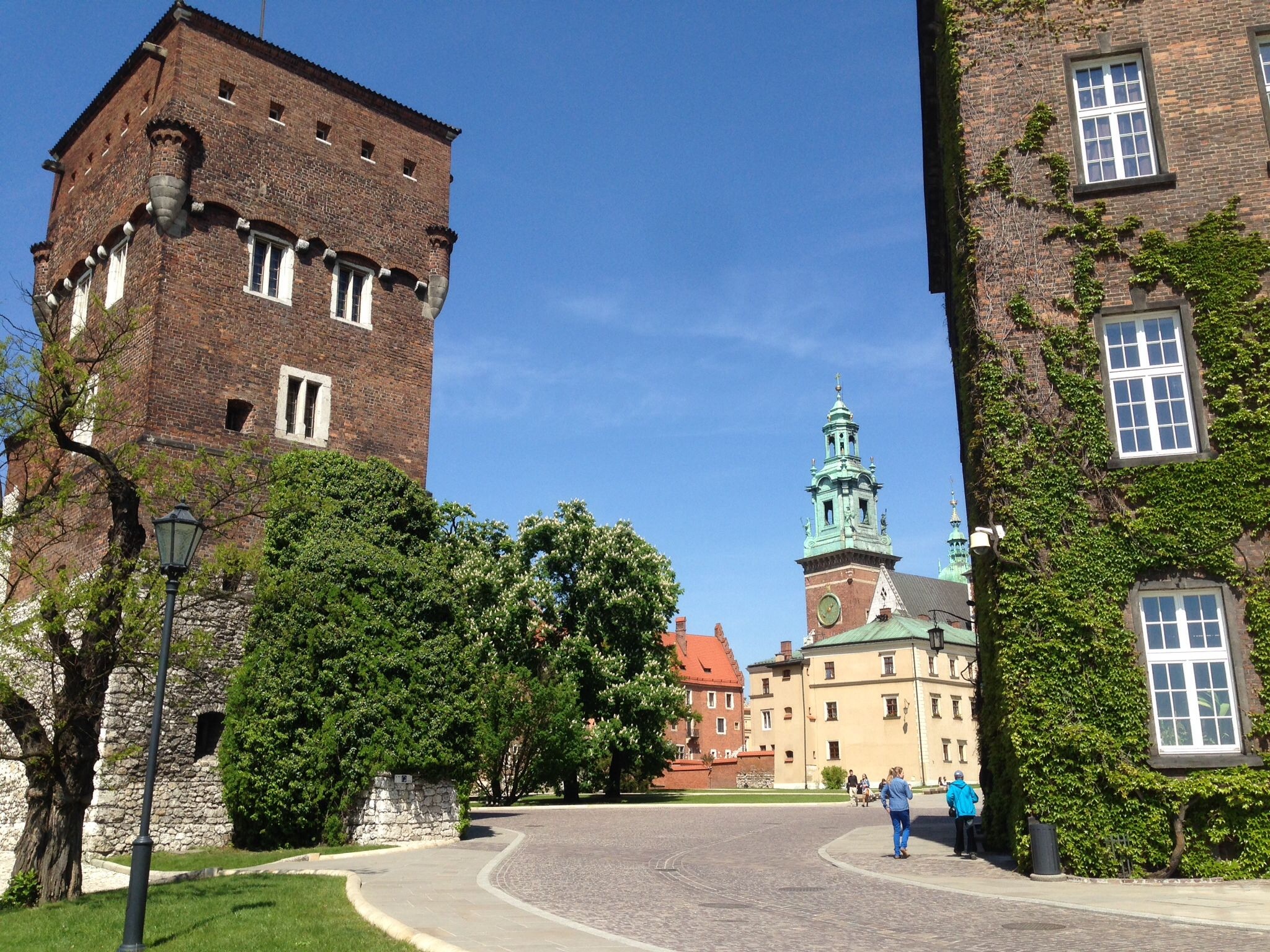 Inside Wawel Castle, Krakow, Impressive interiors, Historical charm, 2050x1540 HD Desktop