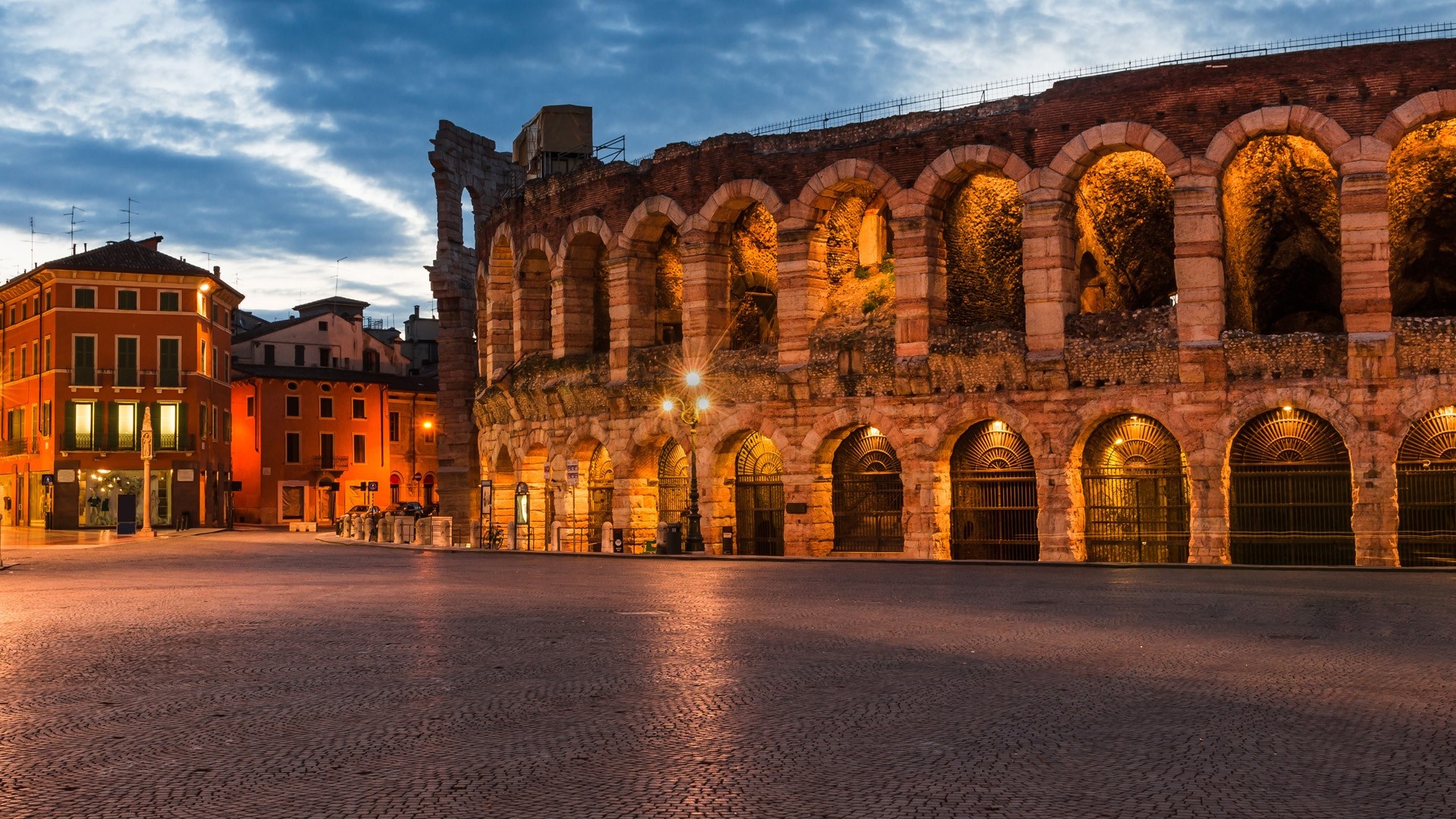 Ancient amphitheater, Dusk time beauty, Verona's charm, Illuminated landmark, 1920x1080 Full HD Desktop