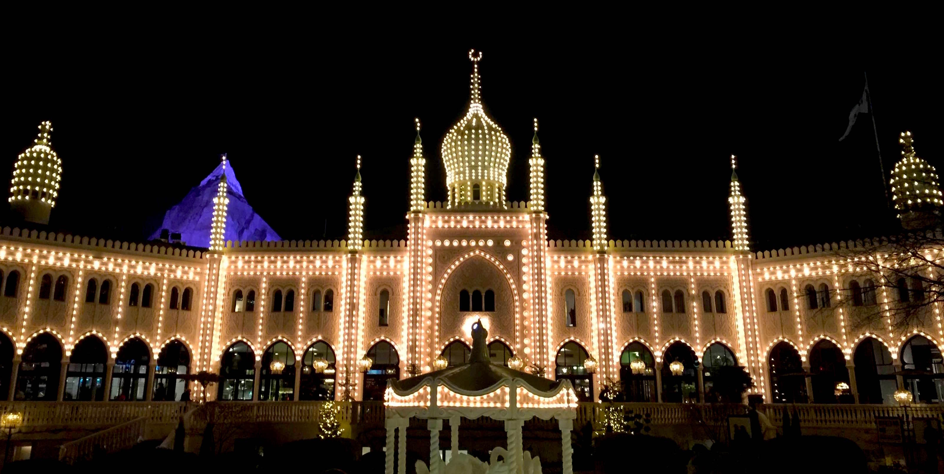 Tivoli Gardens, Christmas in Copenhagen, Whoville in real life, Lili Valentine, 3210x1620 HD Desktop