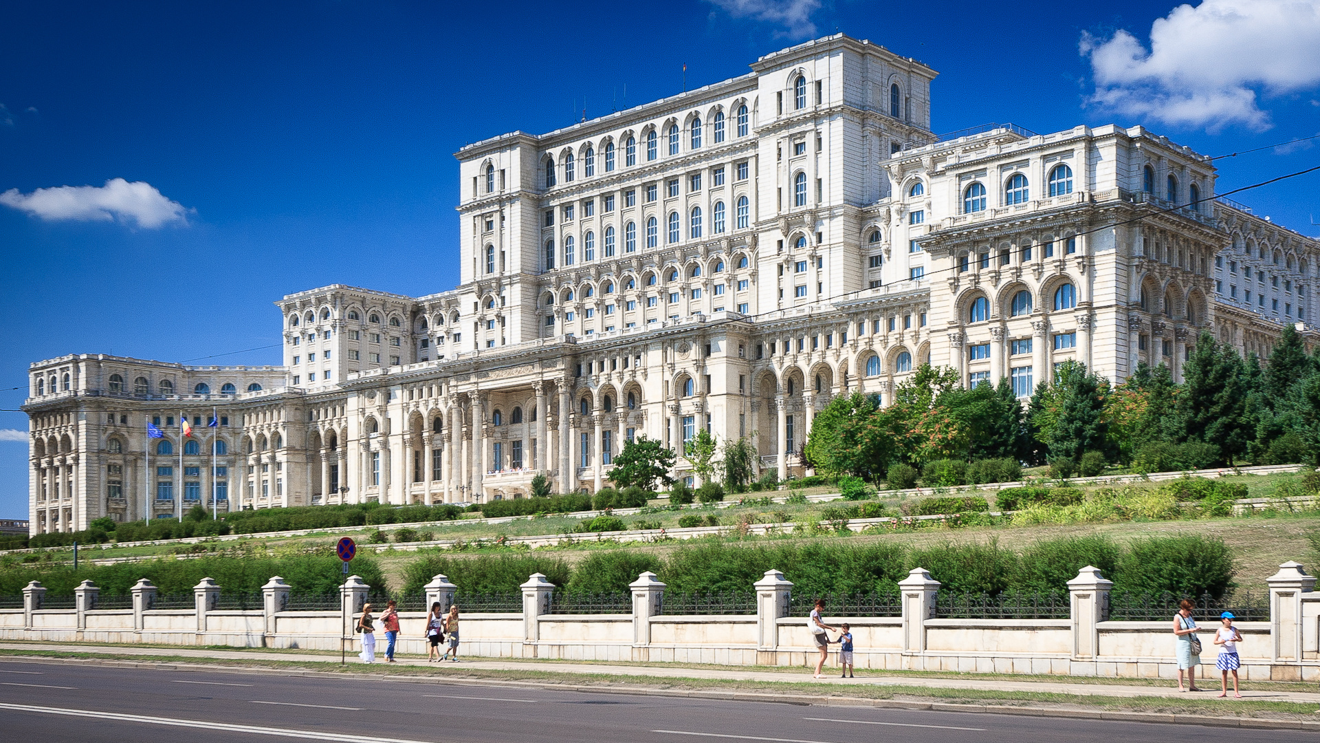 Palace of Parliament, Bucharest, Cultural tours, 1920x1080 Full HD Desktop