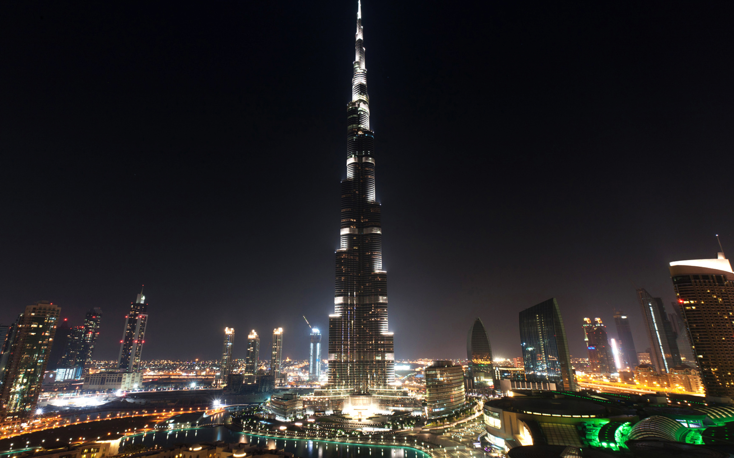Burj Khalifa, Nighttime beauty, Captured by photographer, Vienna artist, 2560x1600 HD Desktop