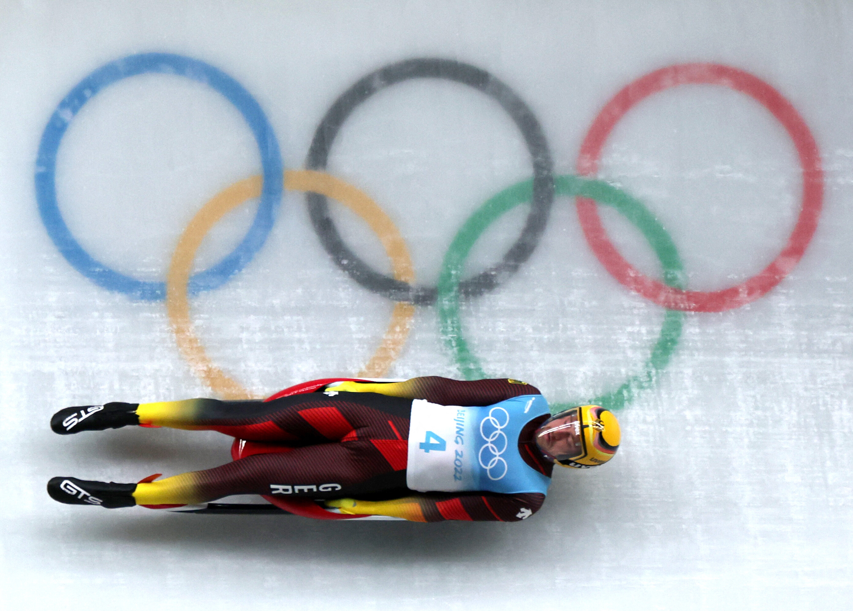 Luge competition, Ludwig's triumph, Gold medal glory, Dominant performance, 2790x2000 HD Desktop