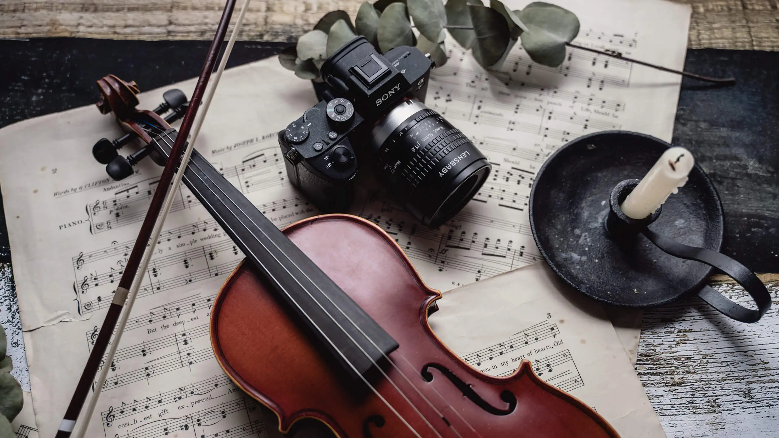 Viola: Classical Maple-Wood Instrument, Lower And Deeper Sound Than a Violin, Mirrorless Interchangeable-Lens Camera, Sony Alpha 7, Sheet Music. 2560x1440 HD Background.
