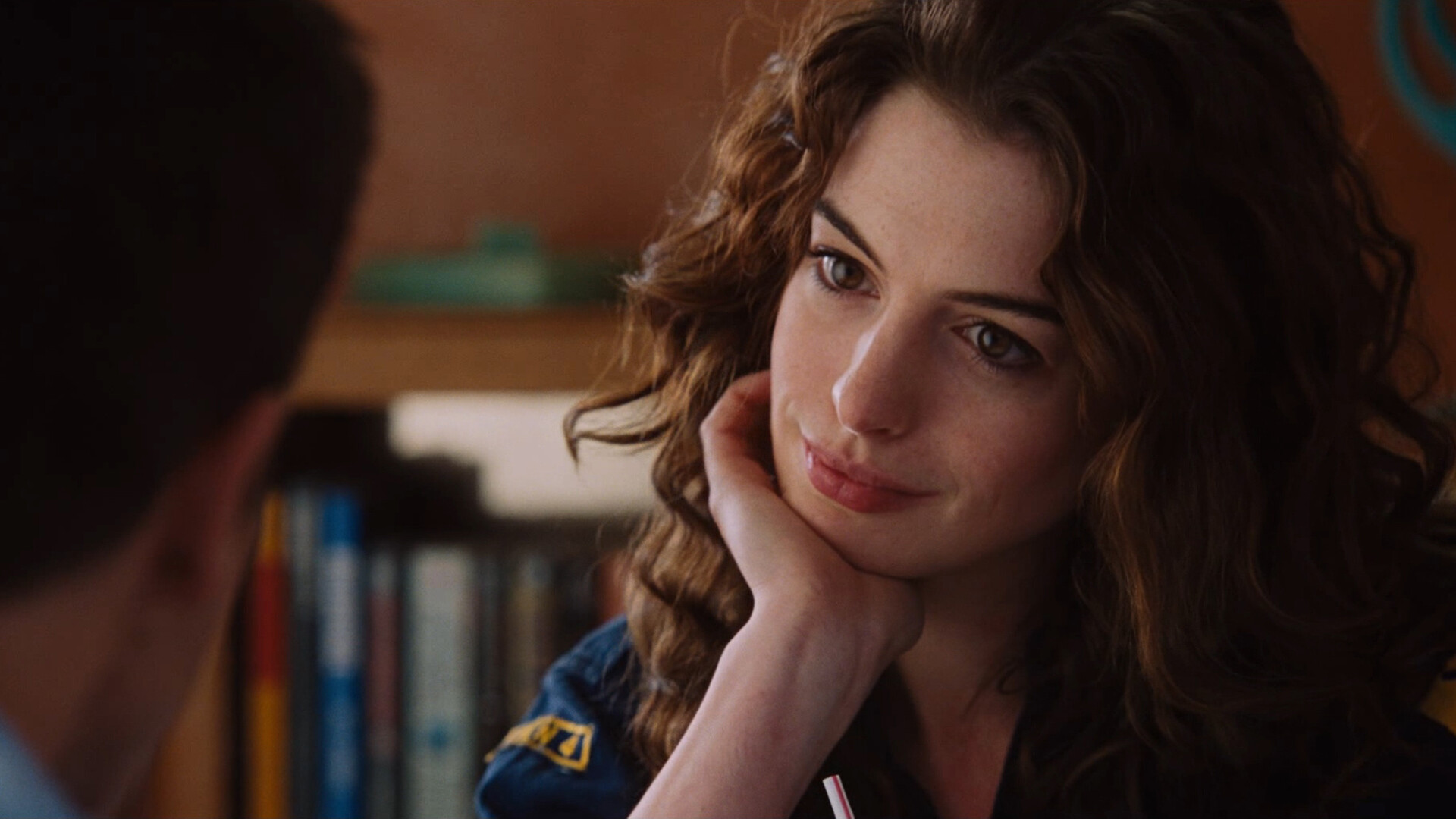 Love and Other Drugs: Maggie Murdock, The film dedicated to the memory of Jill Clayburgh, Anne Hathaway. 1920x1080 Full HD Background.