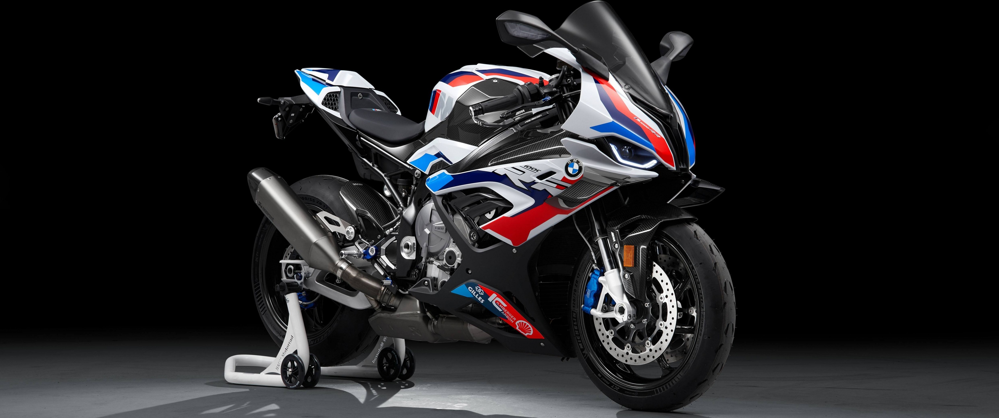 BMW M 1000 RR, 4k race bikes, Black background, 2021 bikes, 3440x1440 Dual Screen Desktop