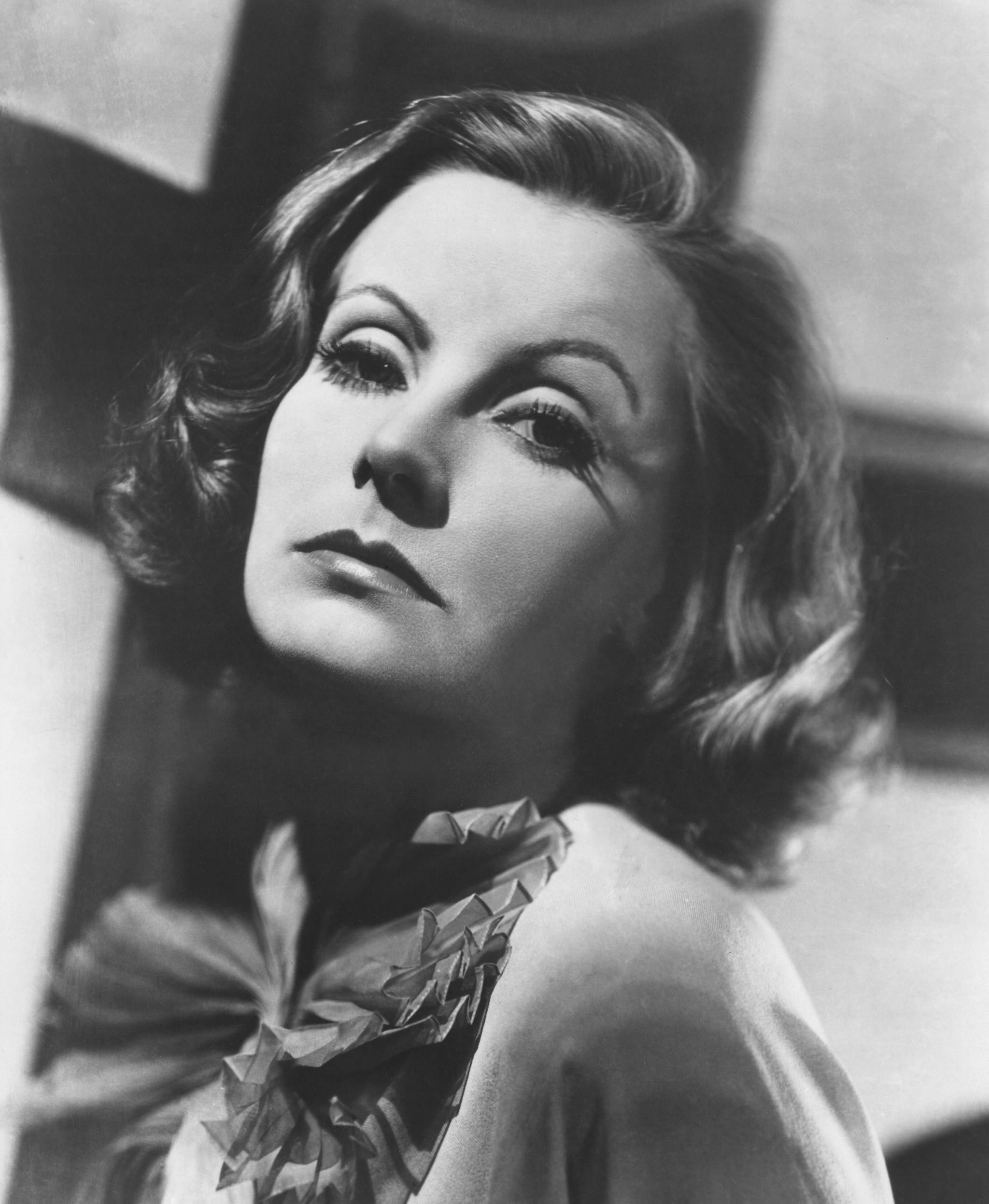 Greta Garbo, Auction at Sothebys, Letters of Longing, 2050x2500 HD Phone