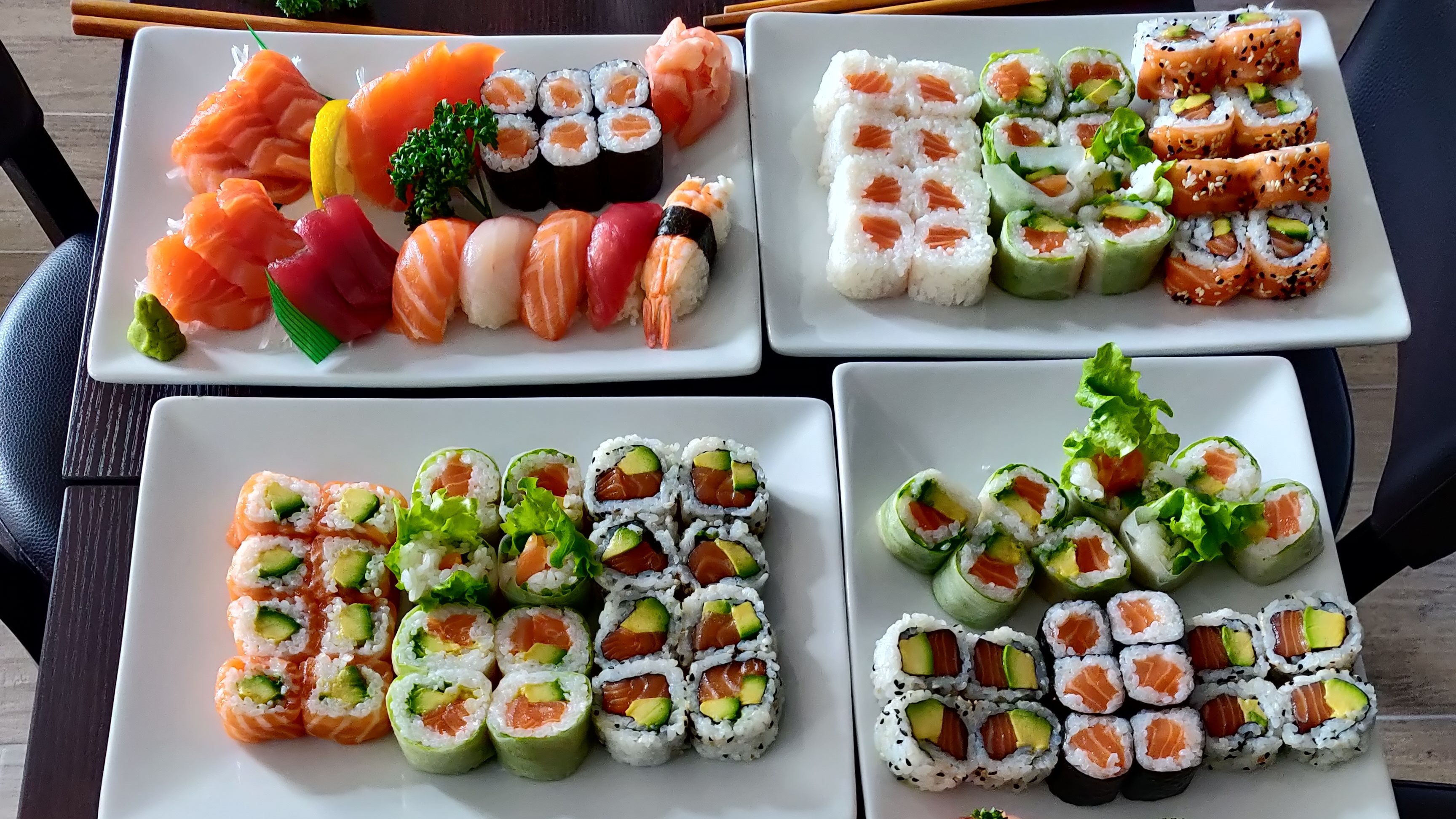 Sushi: Nigirizushi, Spicy tuna roll, The Alaska roll. 3460x1950 HD Wallpaper.