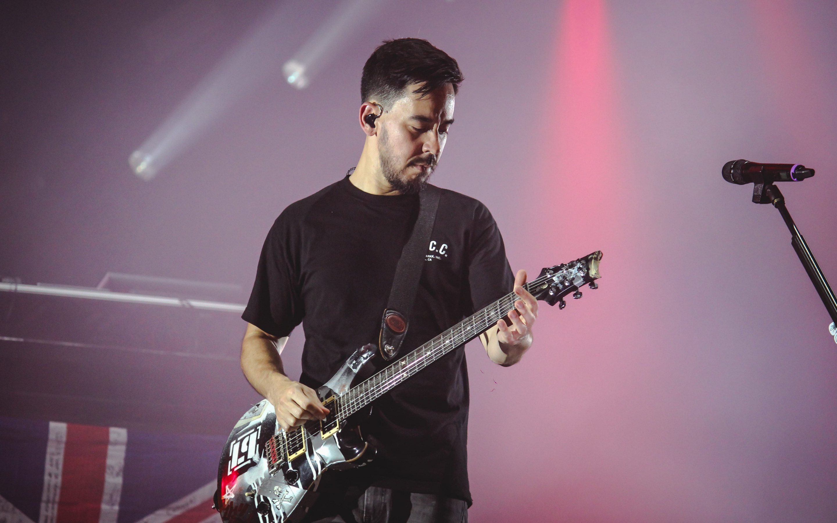 Mike Shinoda, Fondos de pantalla, Guitarra, 2880x1800 HD Desktop