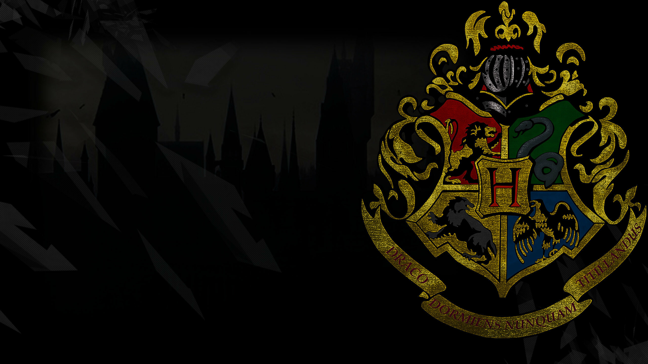 Harry Potter: Coat of arms of Hogwarts, Emblem. 2560x1440 HD Background.