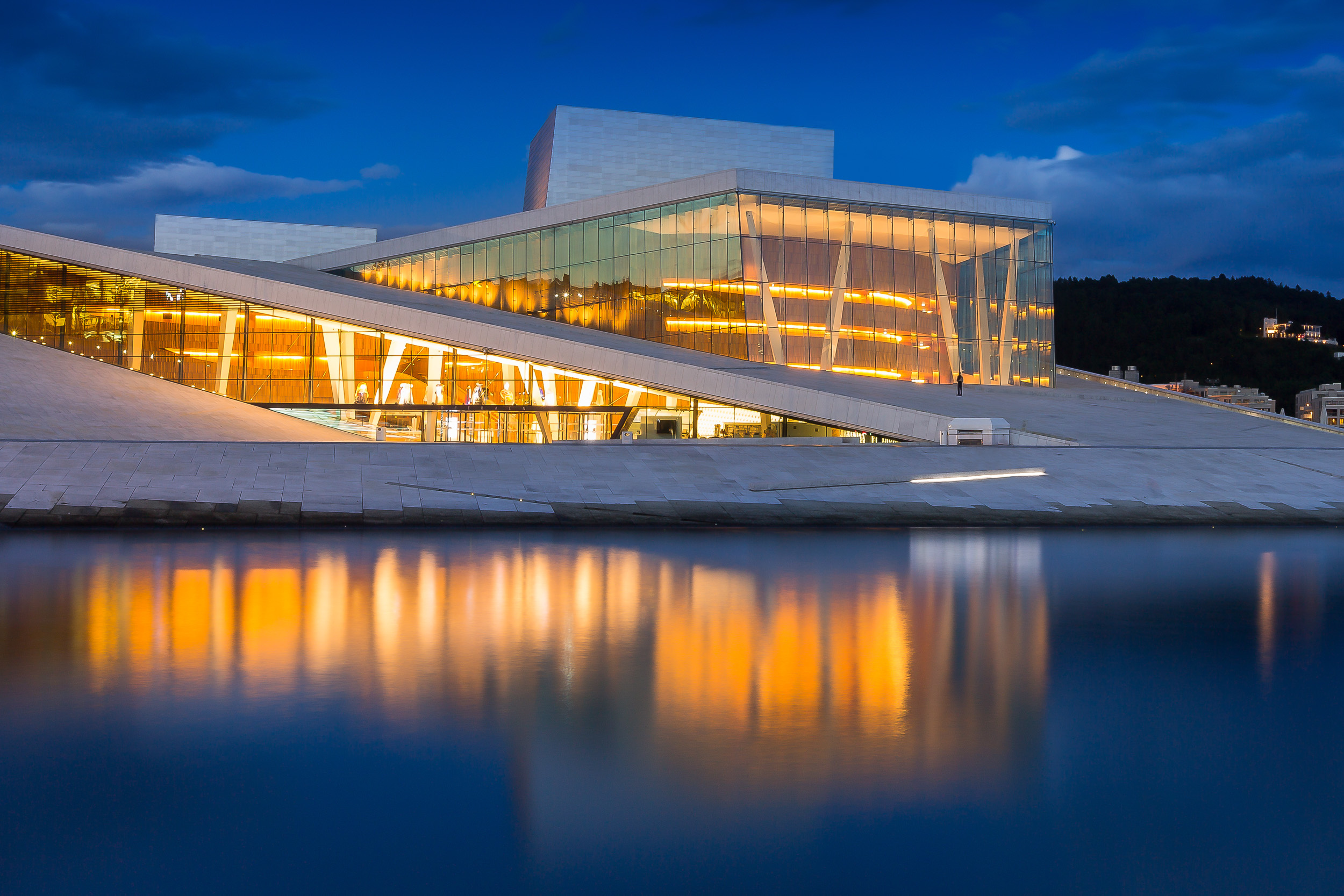 Atemberaubendes Stadtbild mit Osloer Opernhaus, 2500x1670 HD Desktop