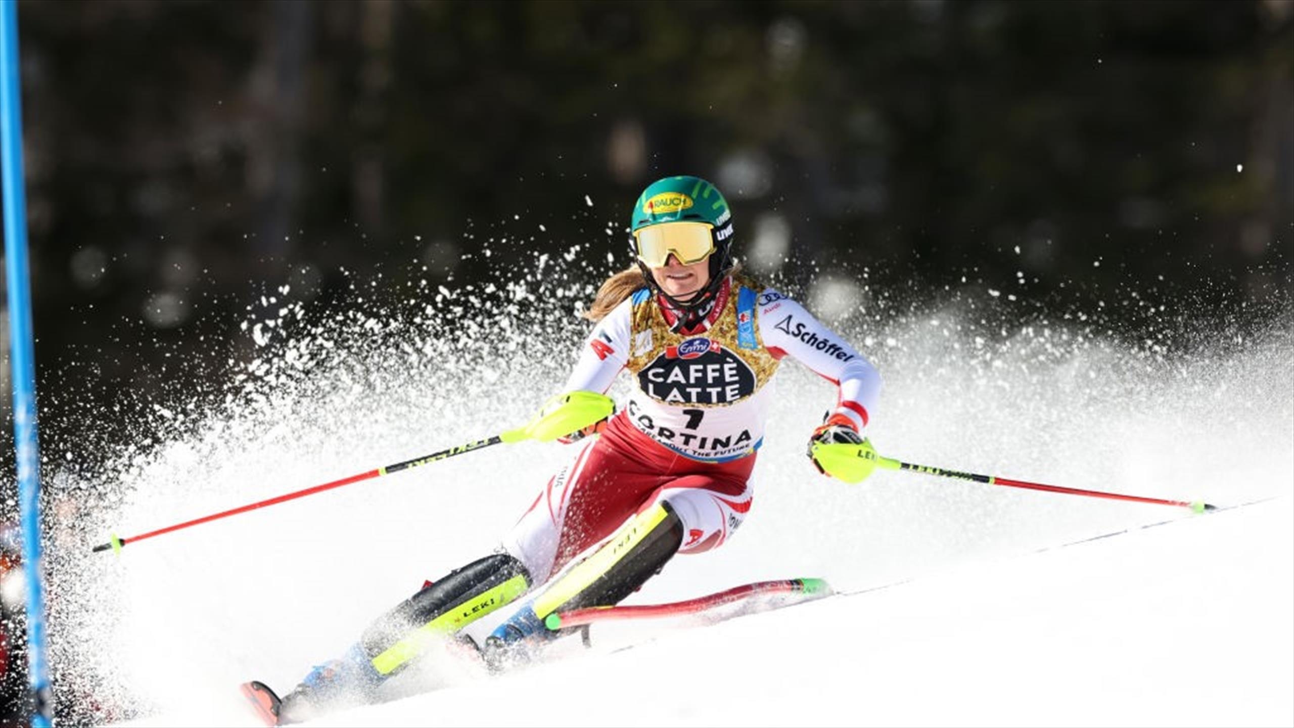 Katharina Liensberger, Alpine skiing star, Austrian athlete, Slalom specialist, 2560x1440 HD Desktop