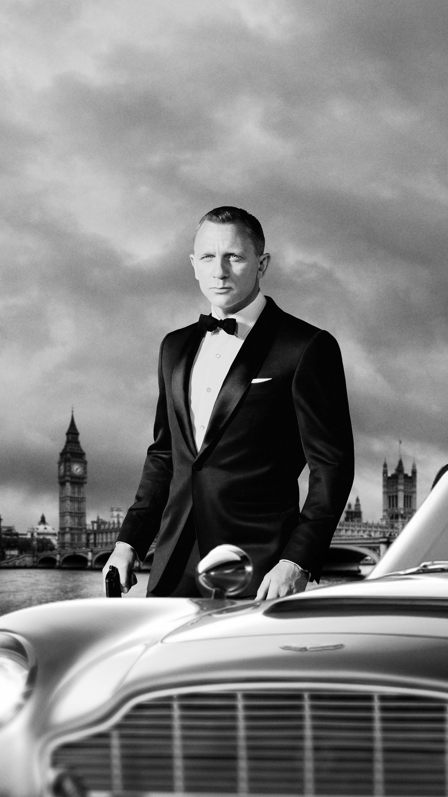Skyfall: Bond, A British secret agent working for MI6, Monochrome. 1540x2740 HD Wallpaper.