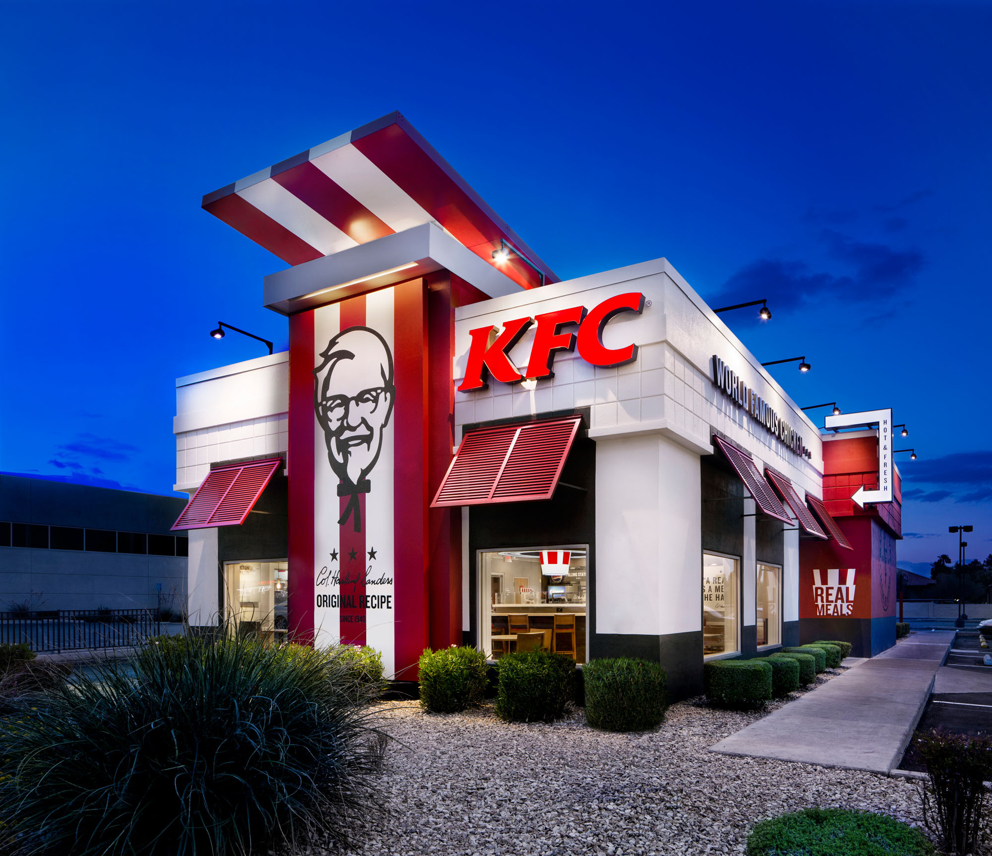 KFC, The Original Showman, Iconic Figure, Brand Ambassador, 2000x1730 HD Desktop