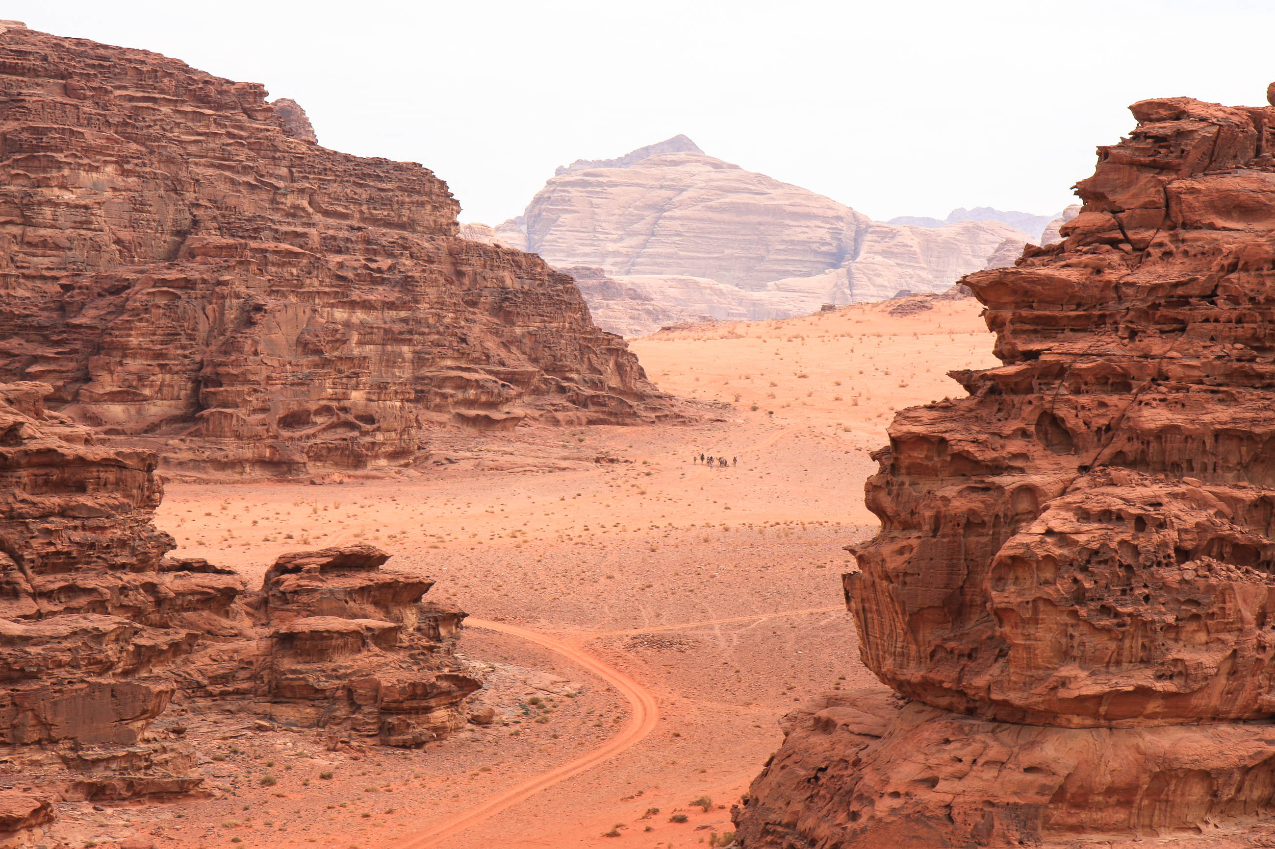 Wadi Rum Village, Natural wonders, Franks travelbox, Exquisite landscapes, 2600x1740 HD Desktop