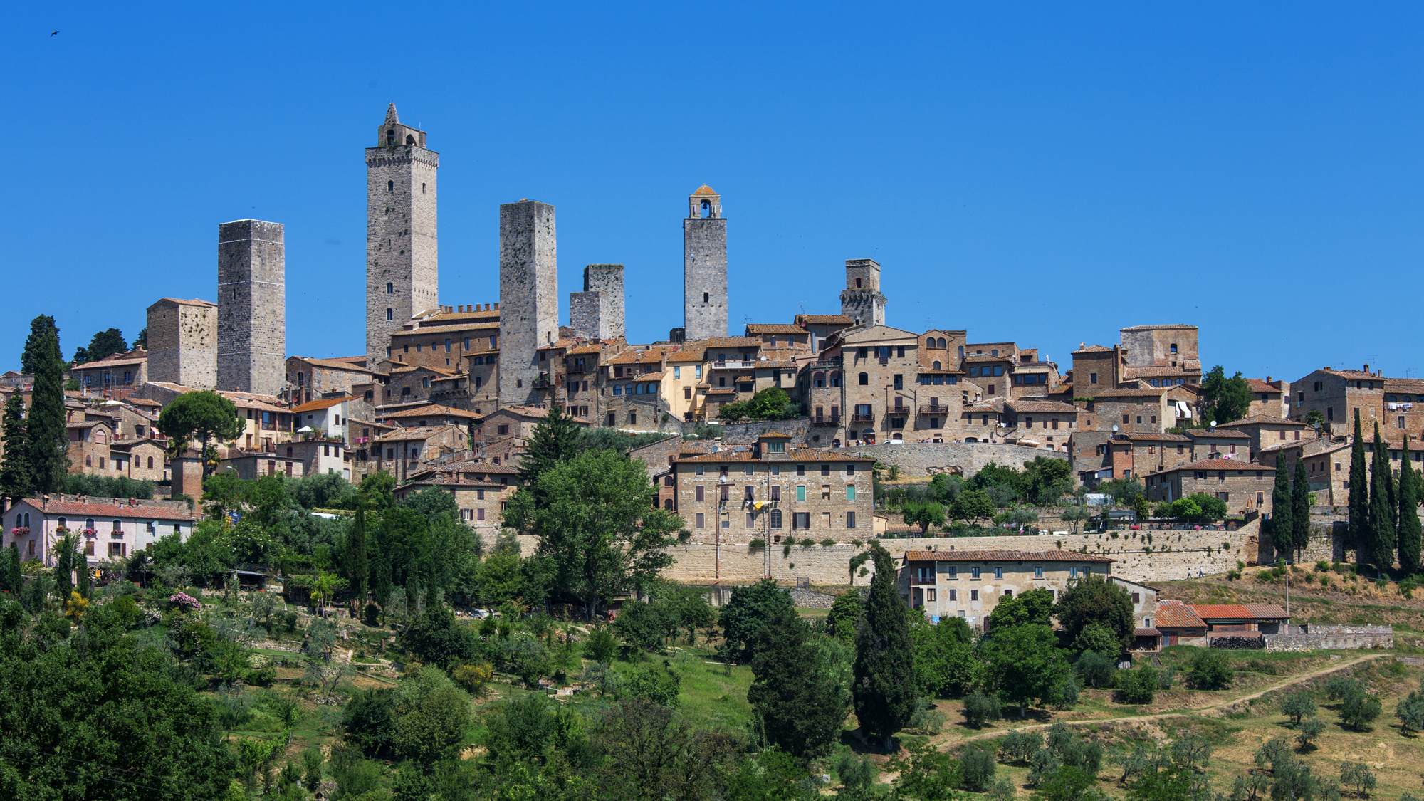 San Gimignano, Travel stories, Unforgettable experiences, Tuscan getaway, 2000x1130 HD Desktop