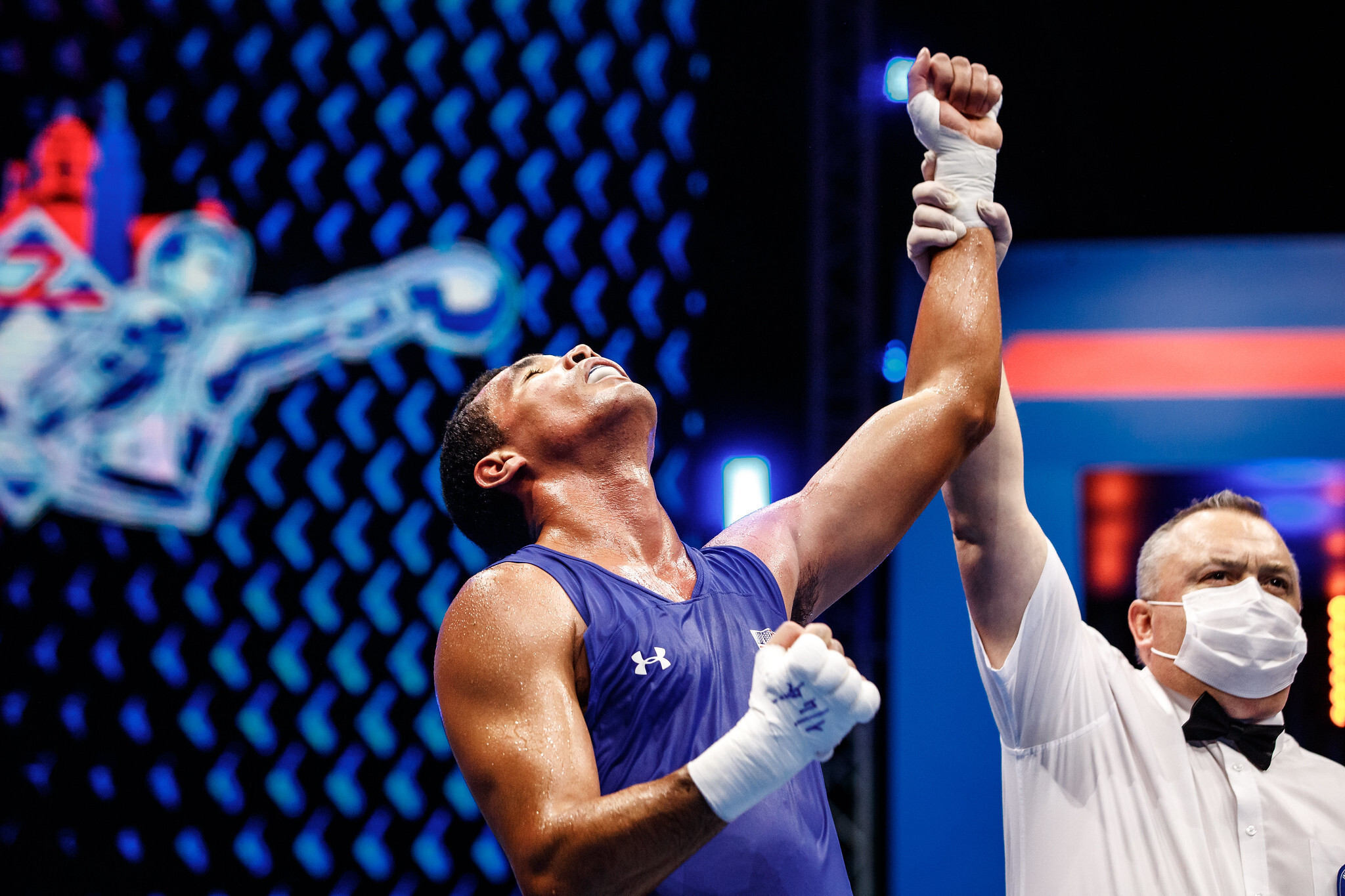 Robby Gonzales, Promising boxer, Victorious battles, Tenacious fighter, 2050x1370 HD Desktop
