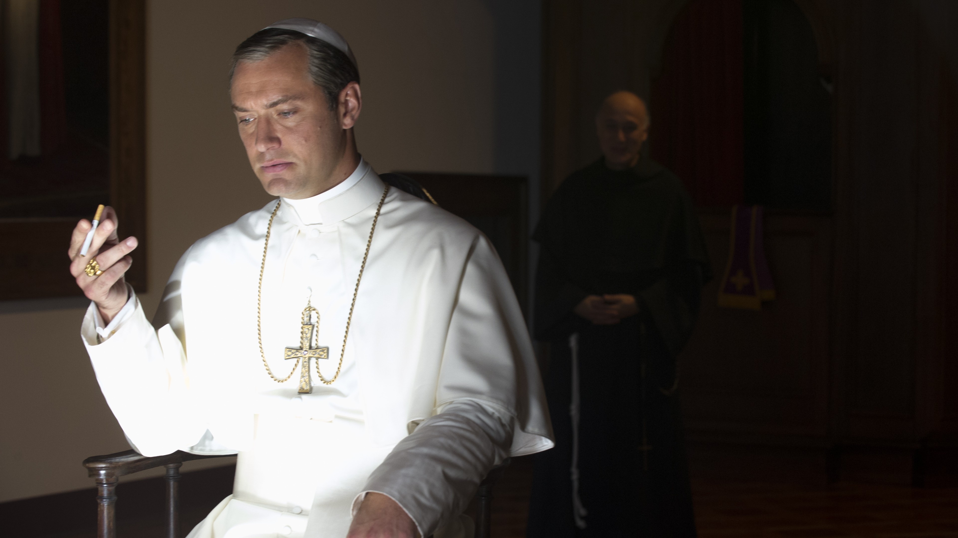 Jude Law, The Young Pope, Best TV series, Smoky atmosphere, 3840x2160 4K Desktop