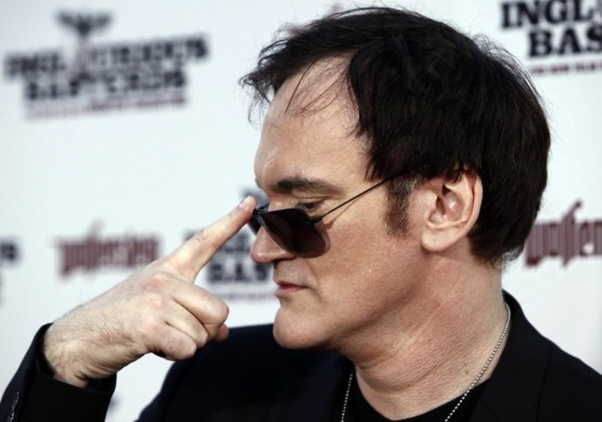 Quentin Tarantino, Photographic wall art, Inspiring visuals, Personal moments, 1920x1350 HD Desktop