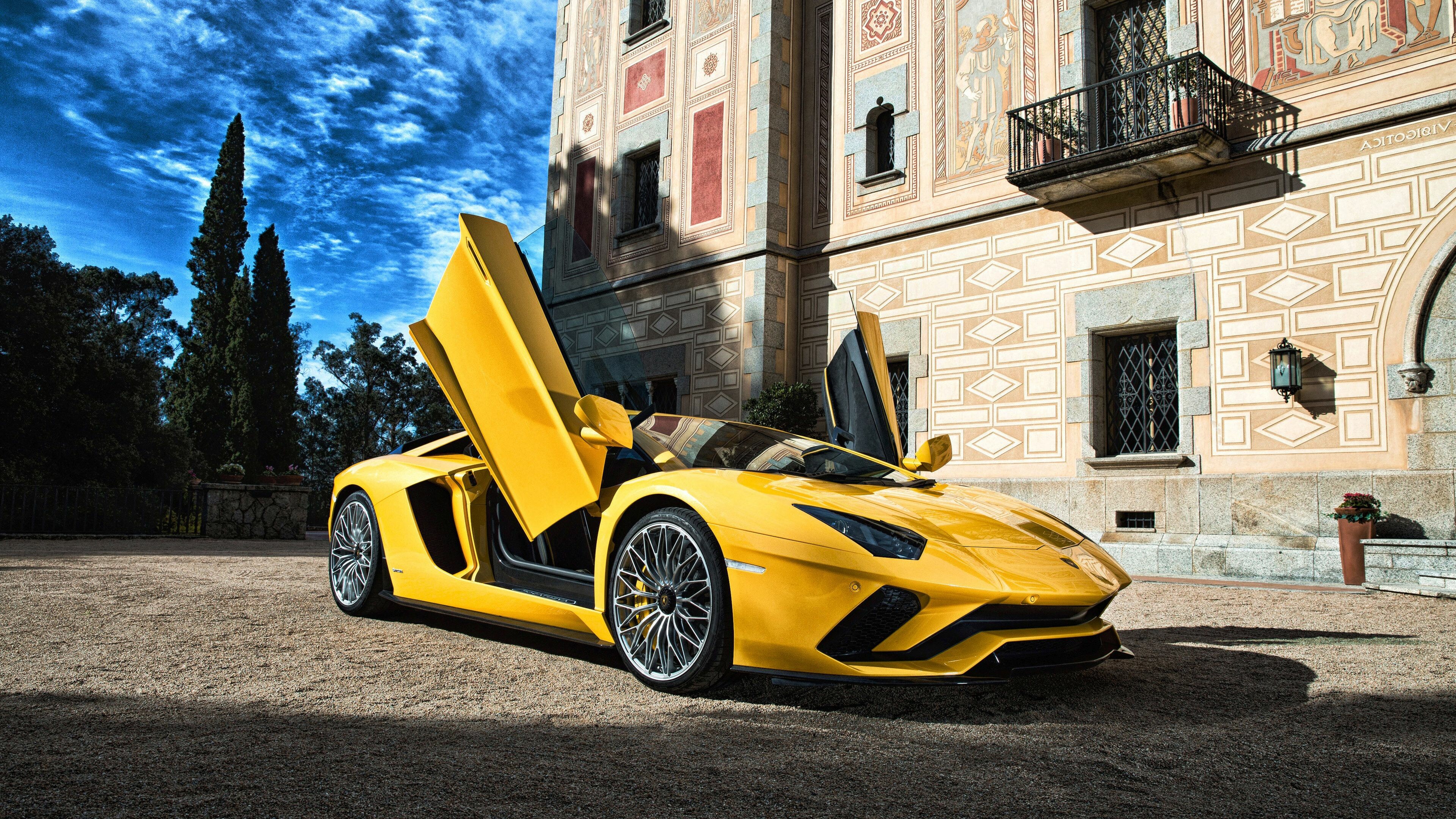 Lamborghini: Aventador, Super cars, Italian automotive brand. 3840x2160 4K Background.