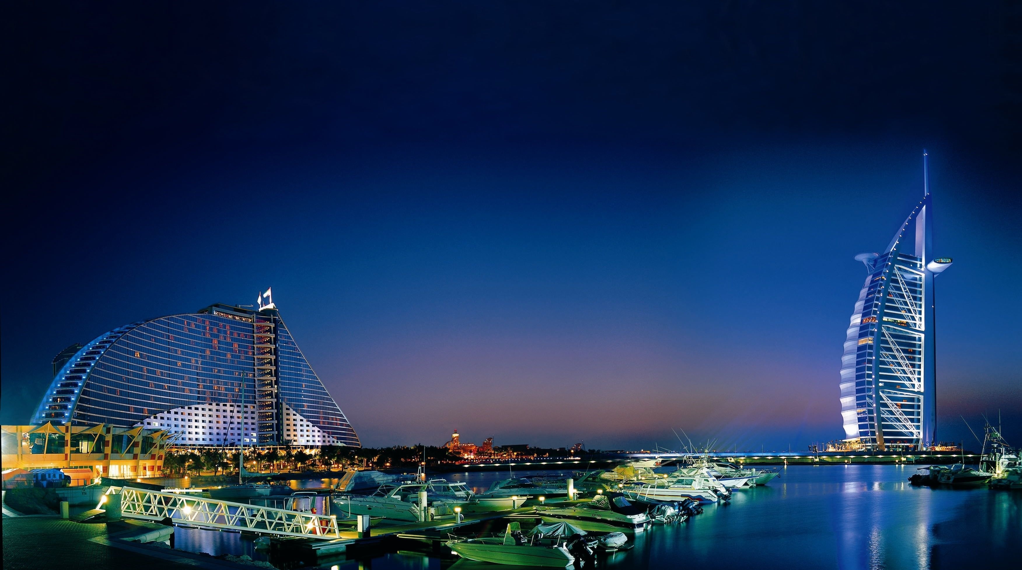 Burj al Arab, Dubai, Luxury hotels, Stunning beach views, 3510x1960 HD Desktop